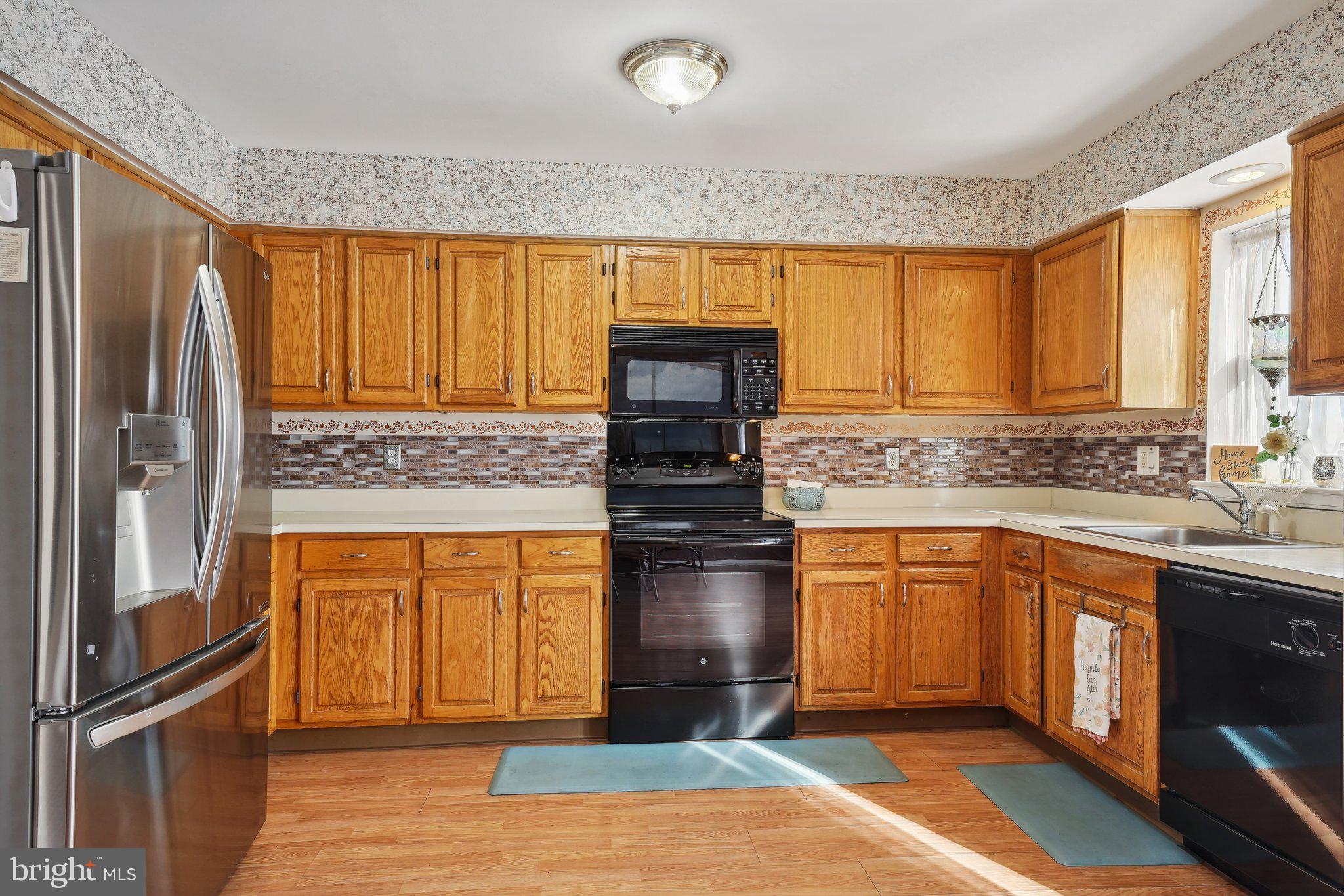 BARLEY SHEAF - Residential