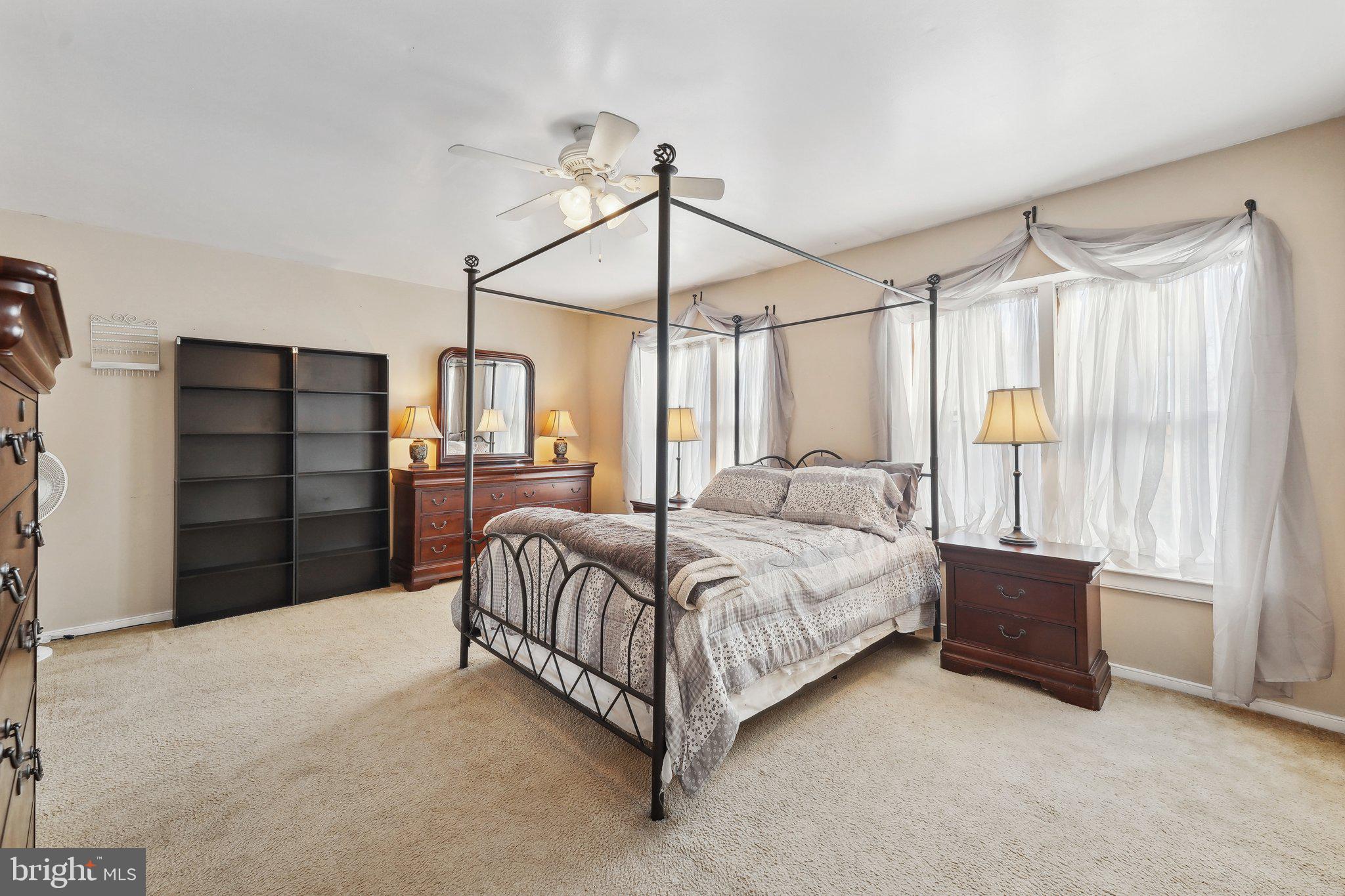 BARLEY SHEAF - Residential