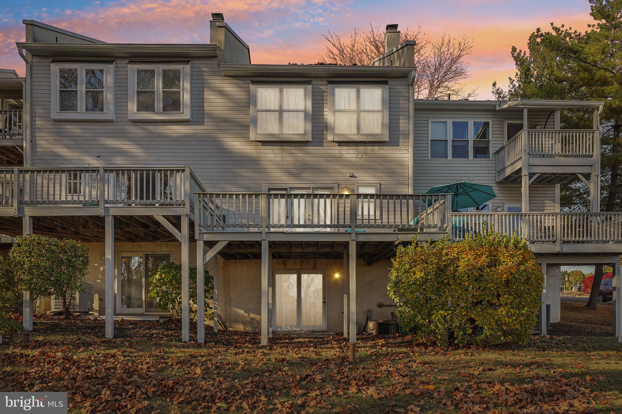 BARLEY SHEAF - Residential
