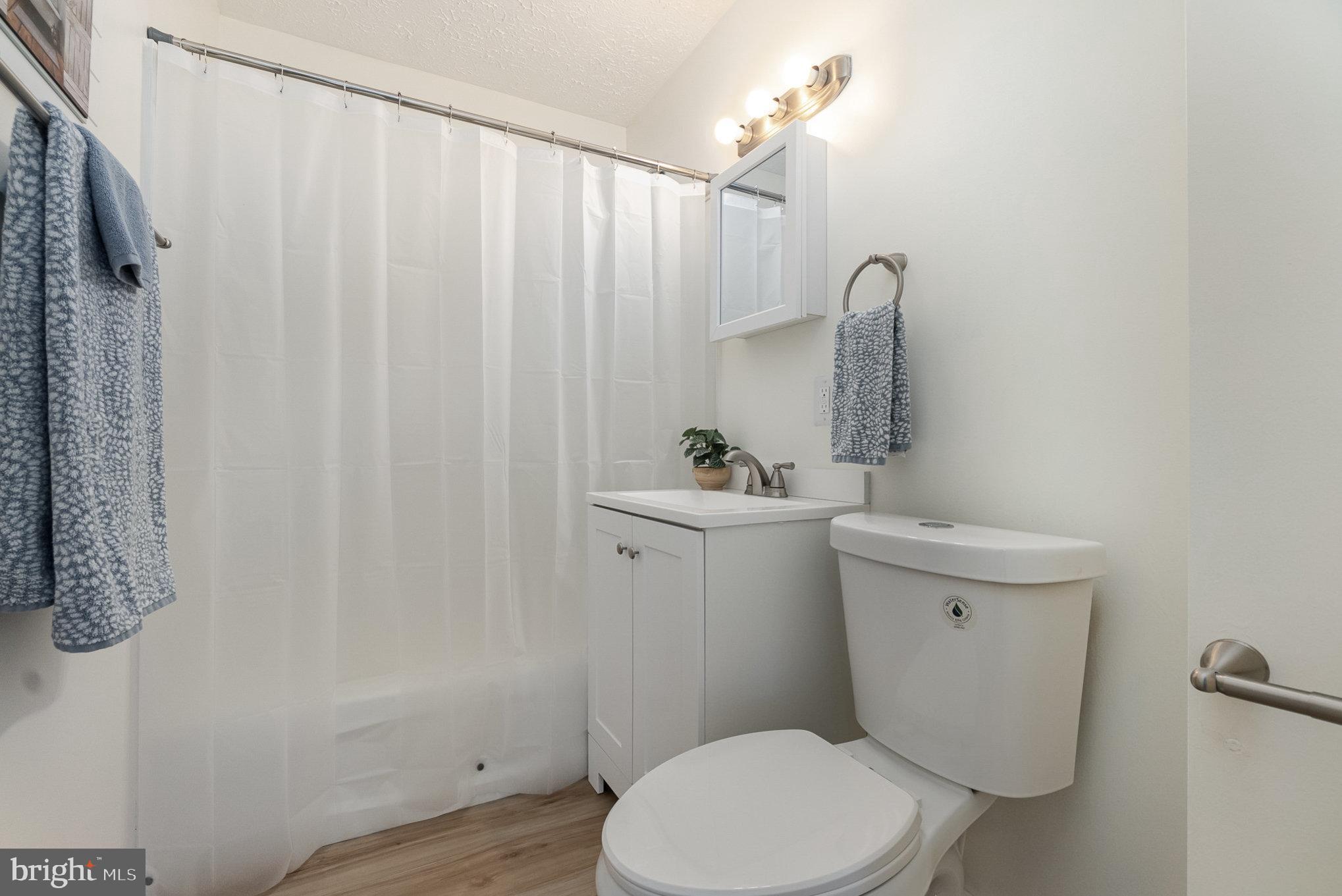 SWAN MEADOWS - Residential