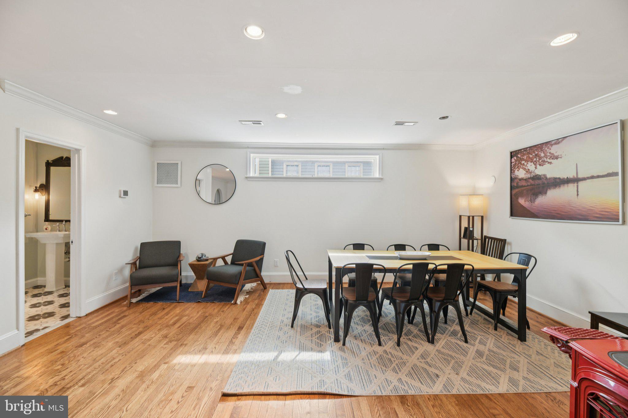 OLD TOWN ALEXANDRIA - Residential