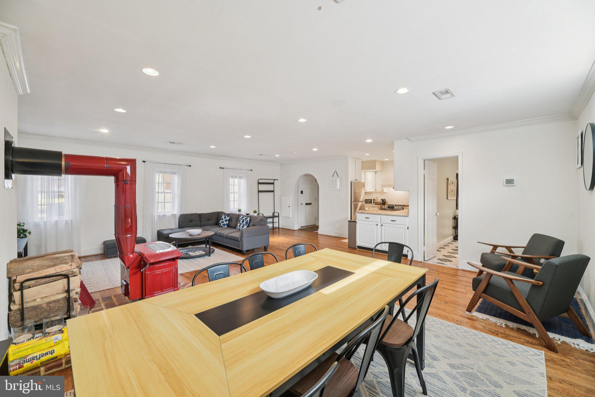 OLD TOWN ALEXANDRIA - Residential