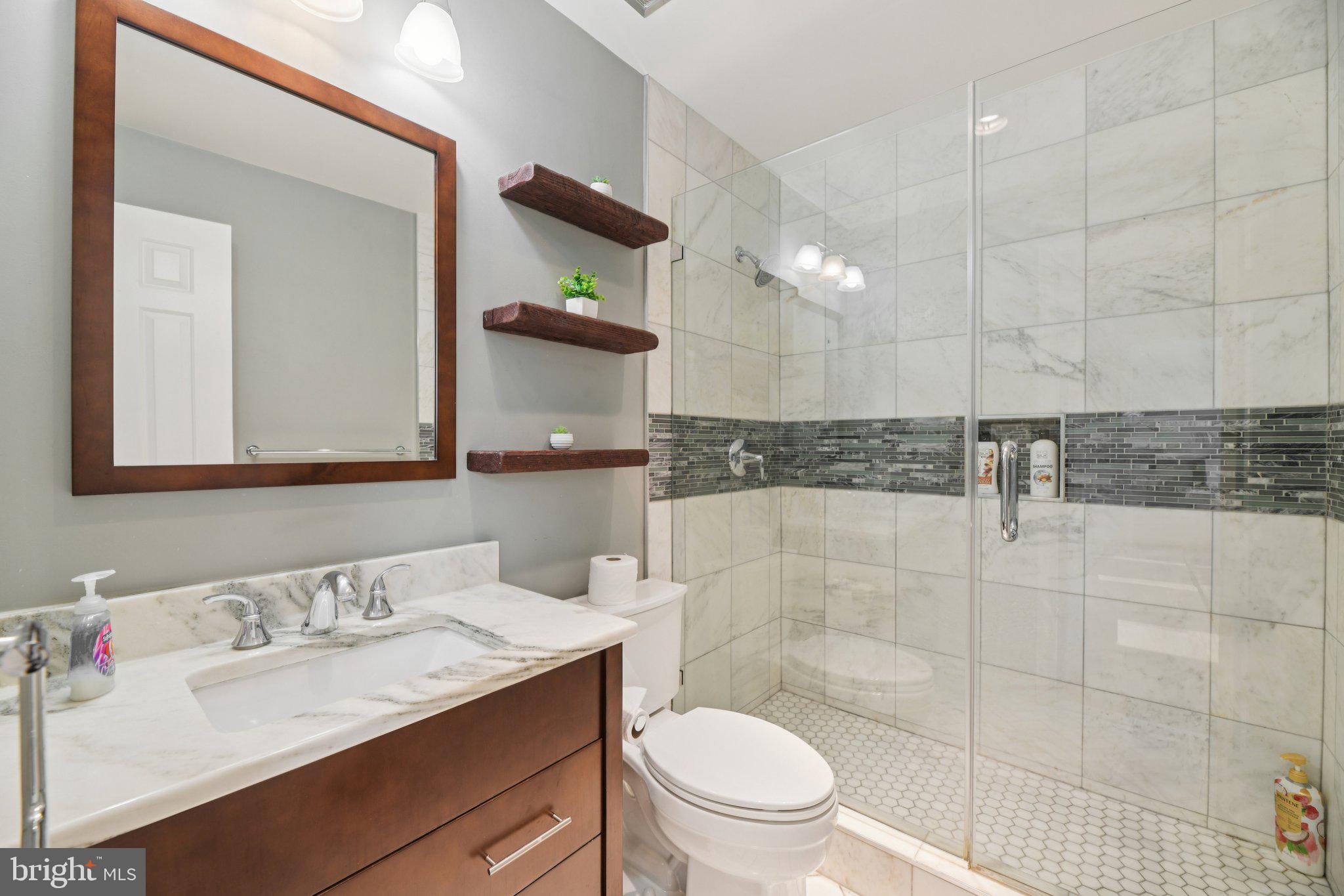 OLD TOWN ALEXANDRIA - Residential