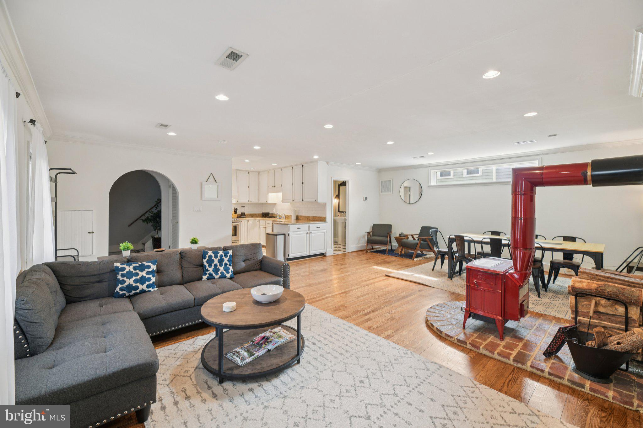 OLD TOWN ALEXANDRIA - Residential