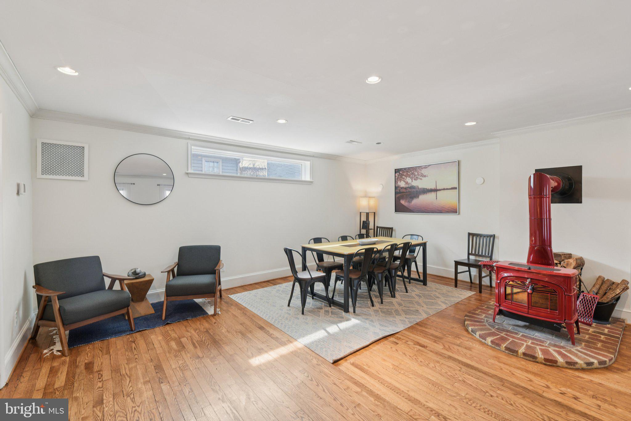 OLD TOWN ALEXANDRIA - Residential