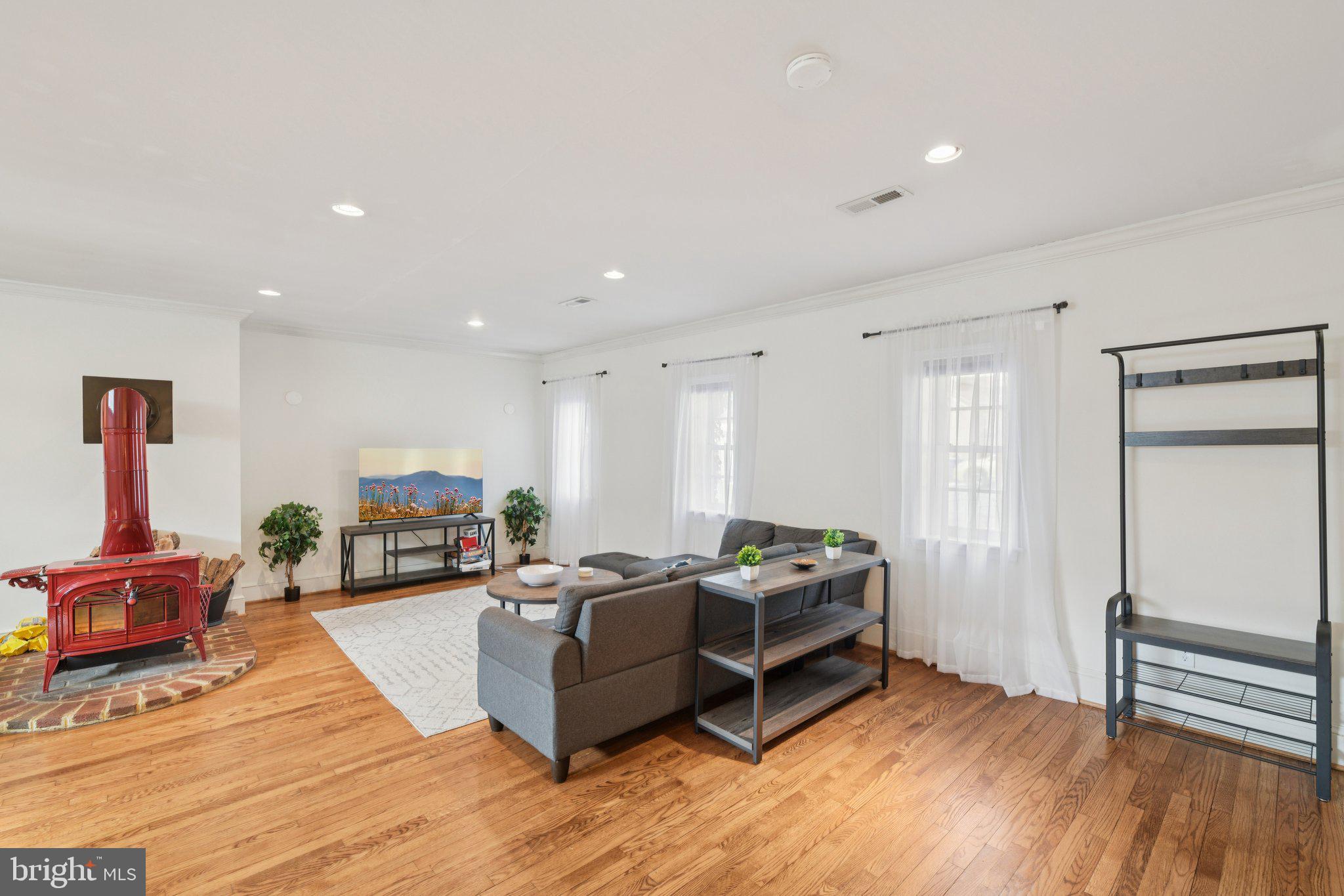 OLD TOWN ALEXANDRIA - Residential