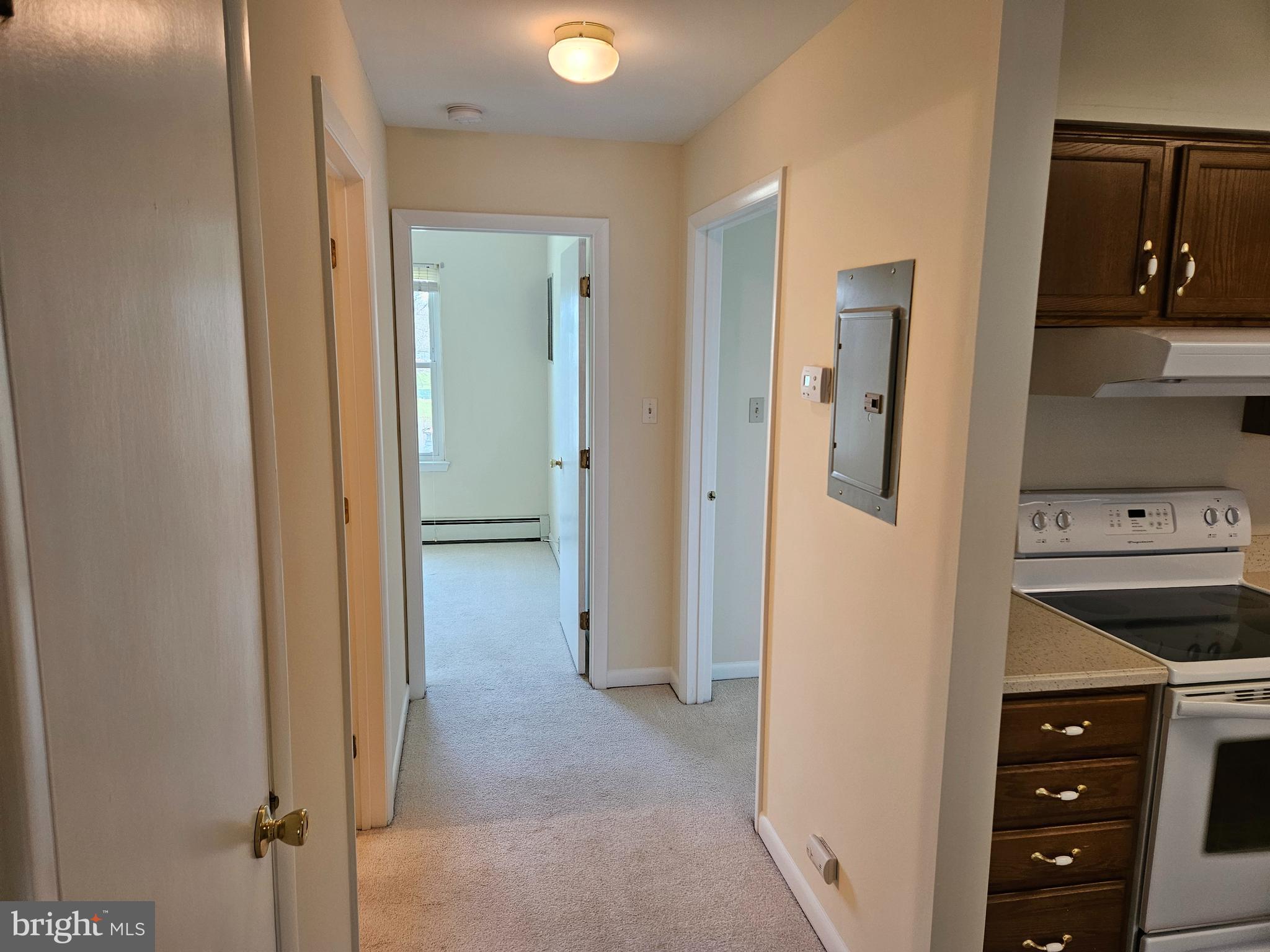 WALNUT COURT CONDO - Residential Lease