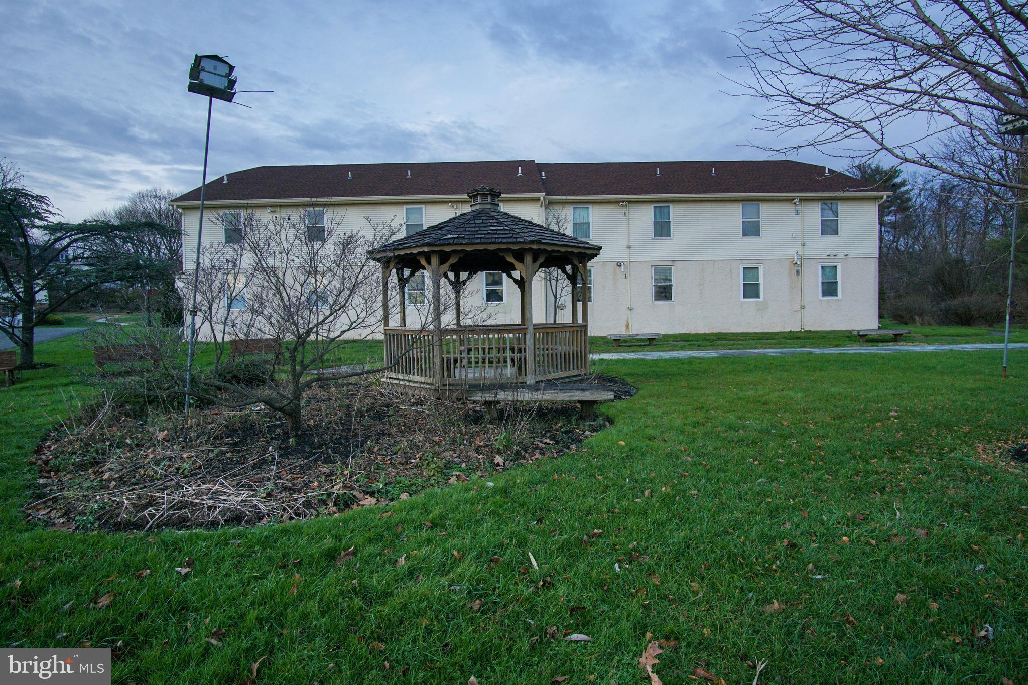 WALNUT COURT CONDO - Residential Lease