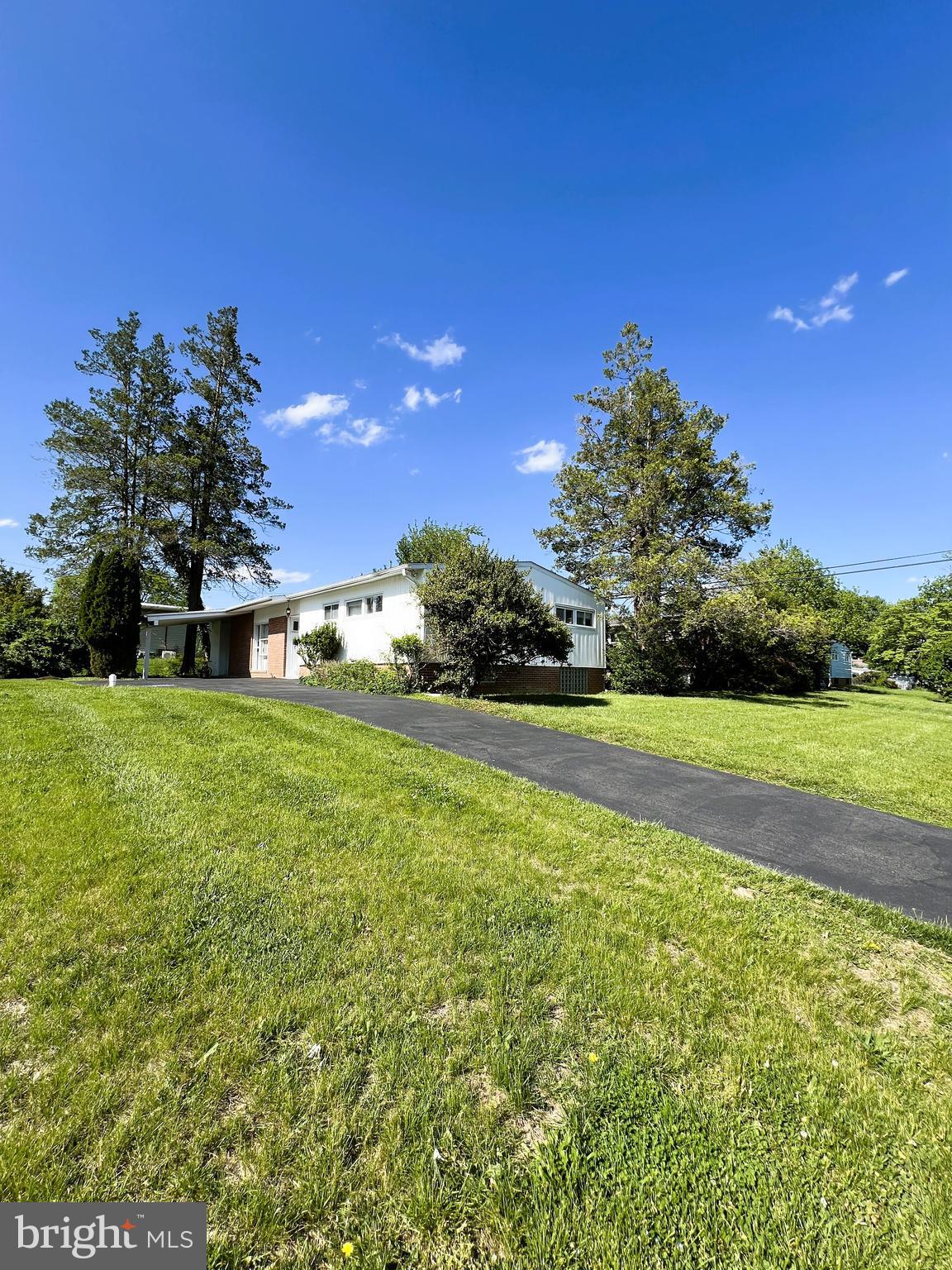 SUMMIT PARK - Residential