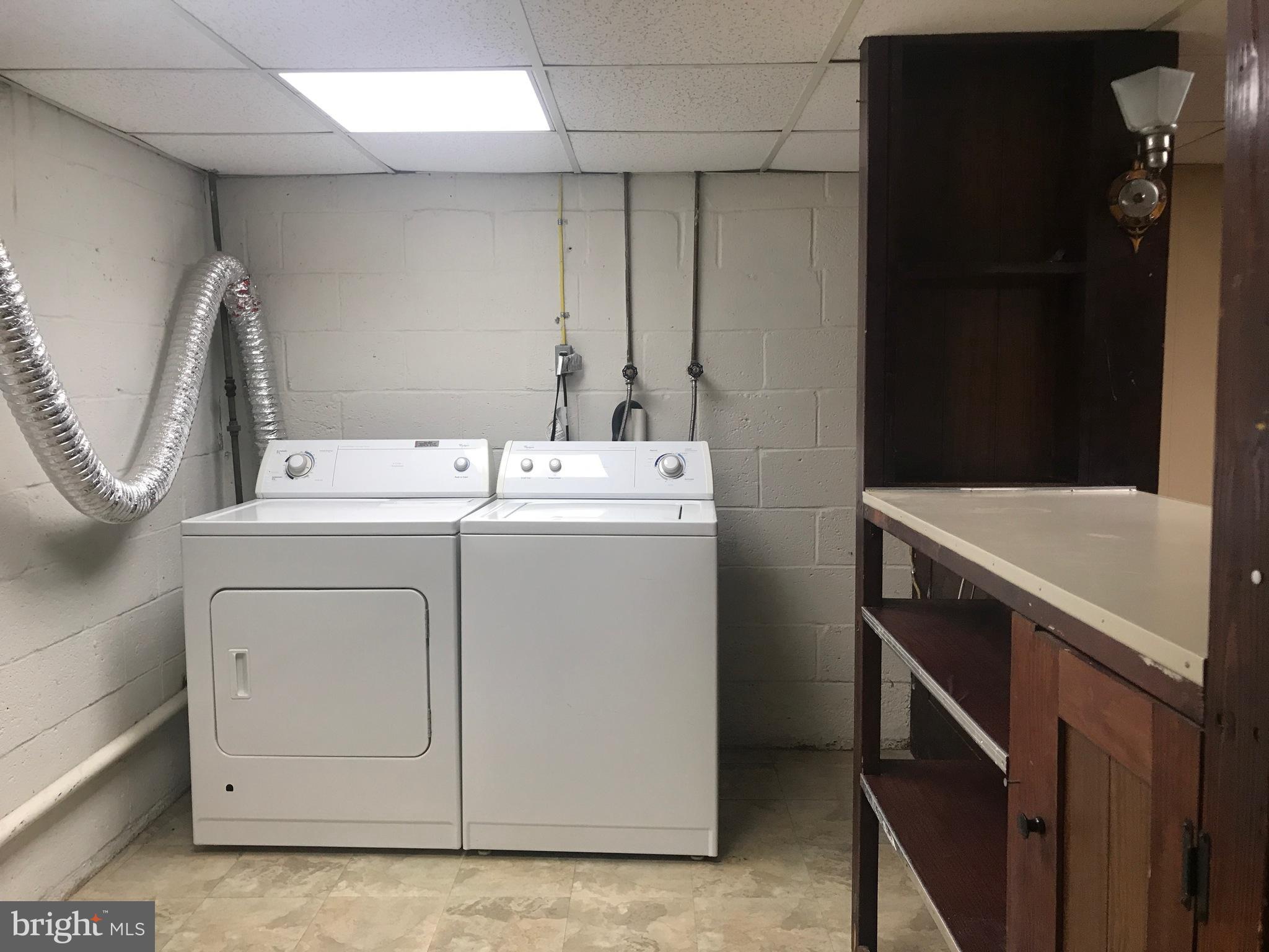 BRIDLEWOOD - Residential Lease