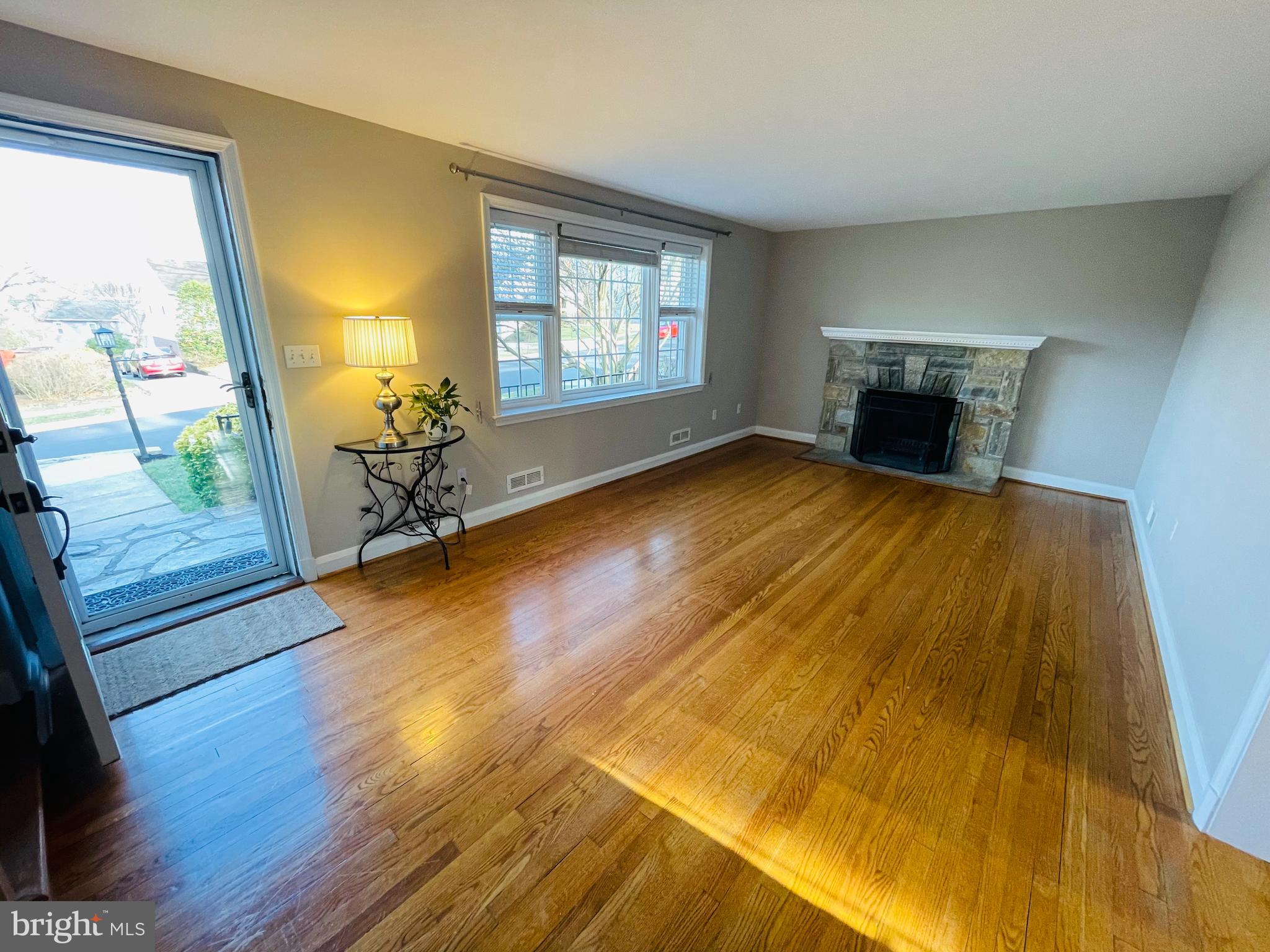 BRIDLEWOOD - Residential Lease