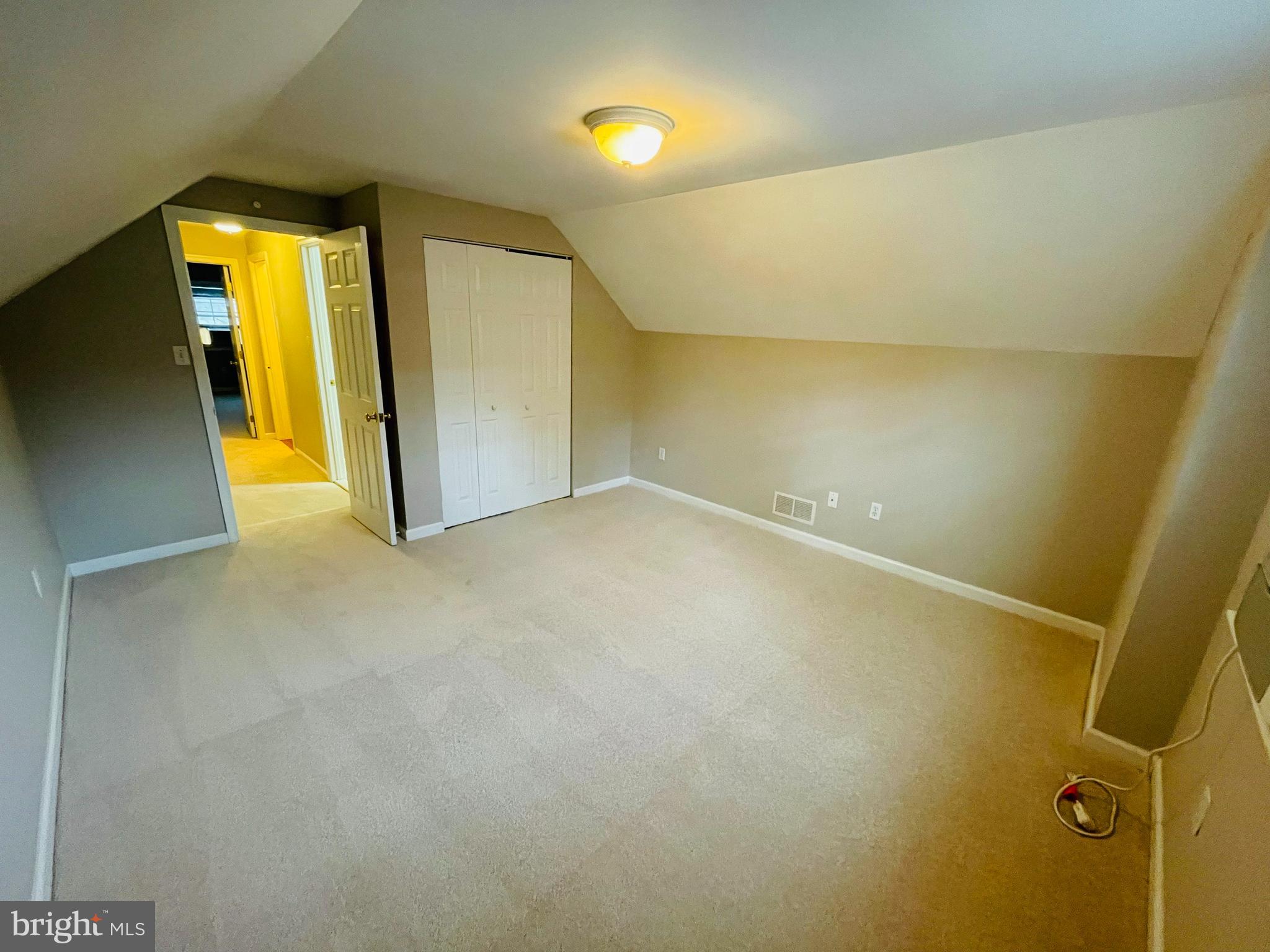 BRIDLEWOOD - Residential Lease