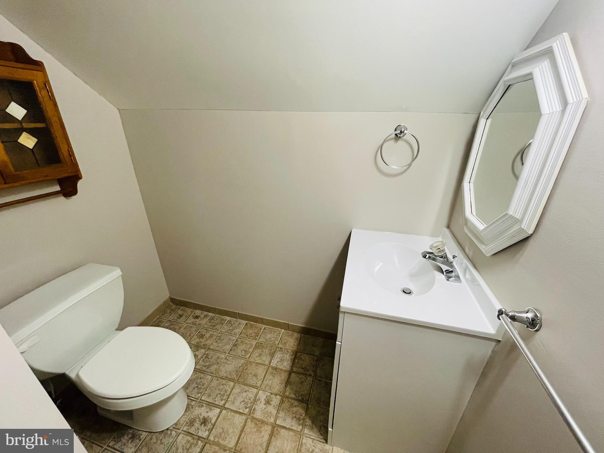 BRIDLEWOOD - Residential Lease