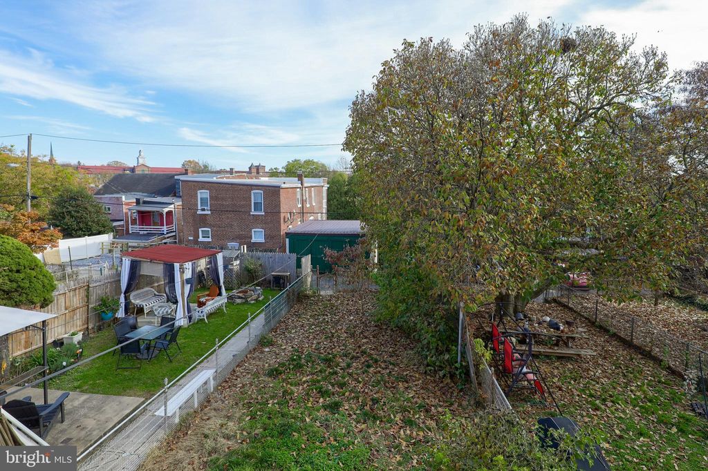 Photo of 434 Poplar Street, Lancaster, PA 17603 (MLS # PALA2040652)