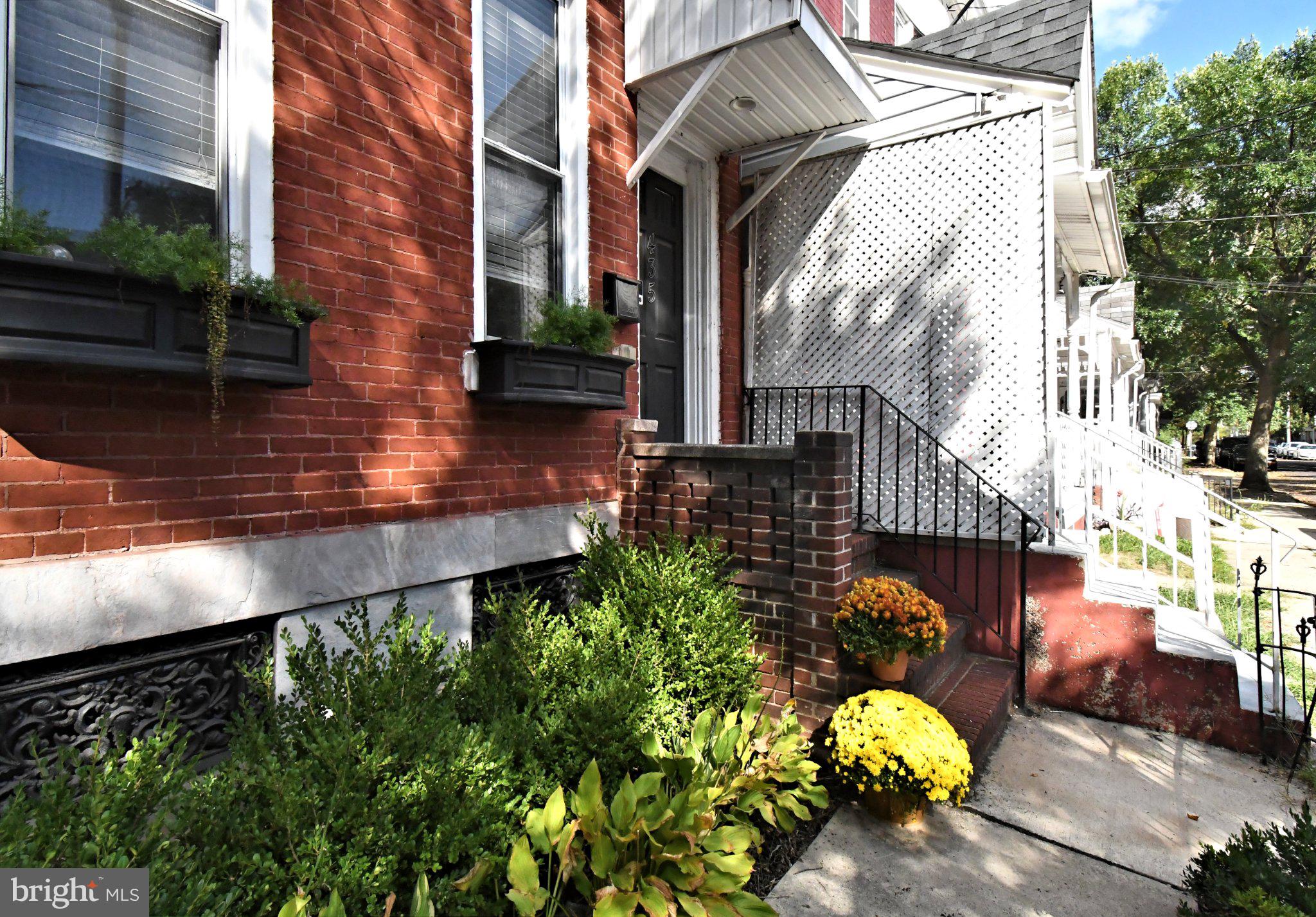 435 WALNUT STREET