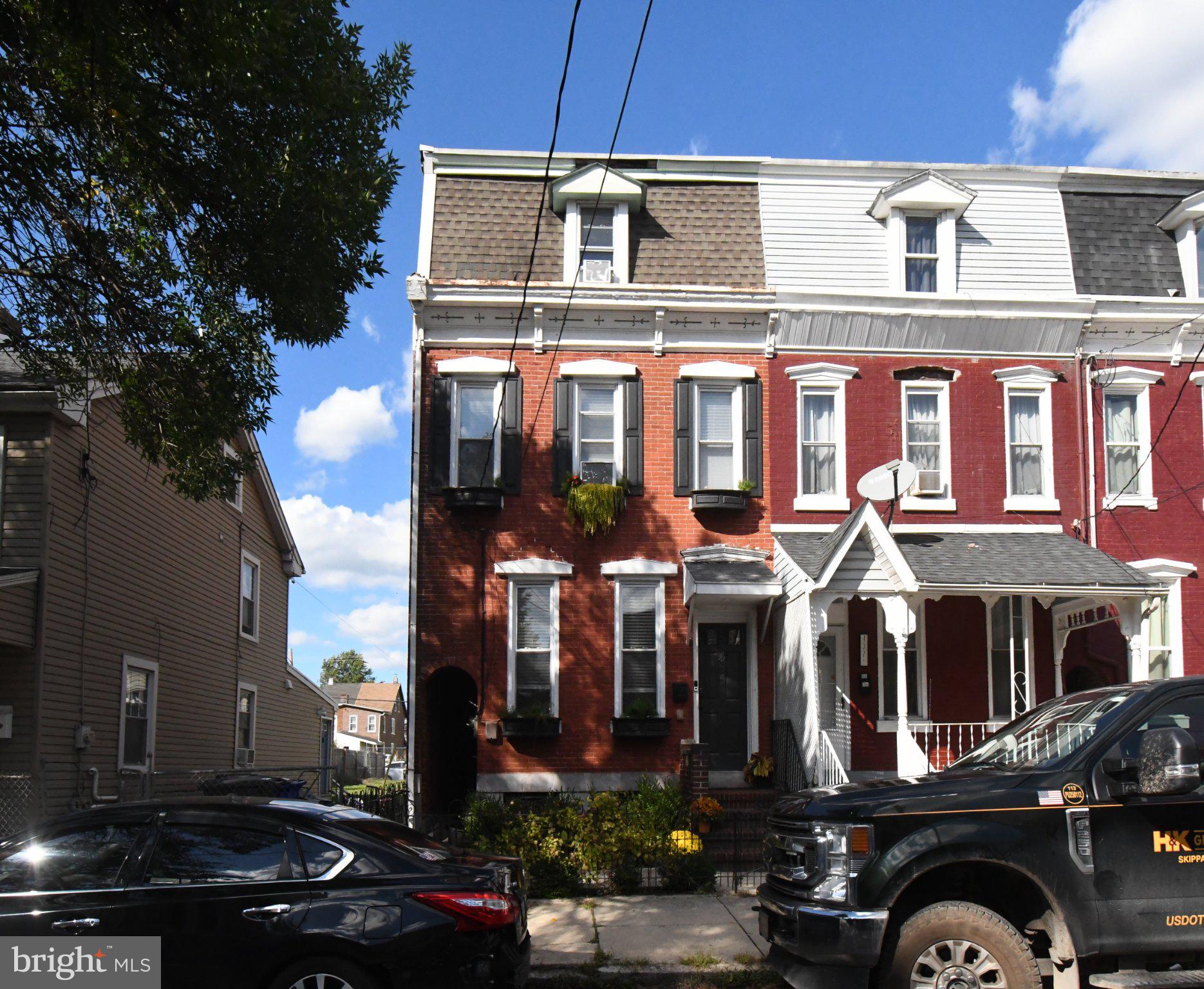 435 WALNUT STREET