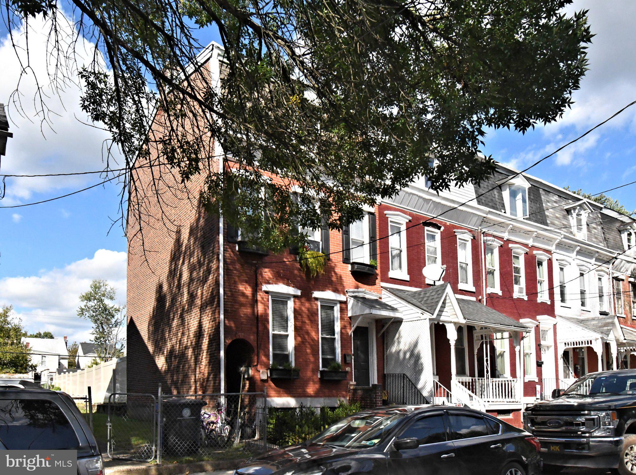 435 WALNUT STREET