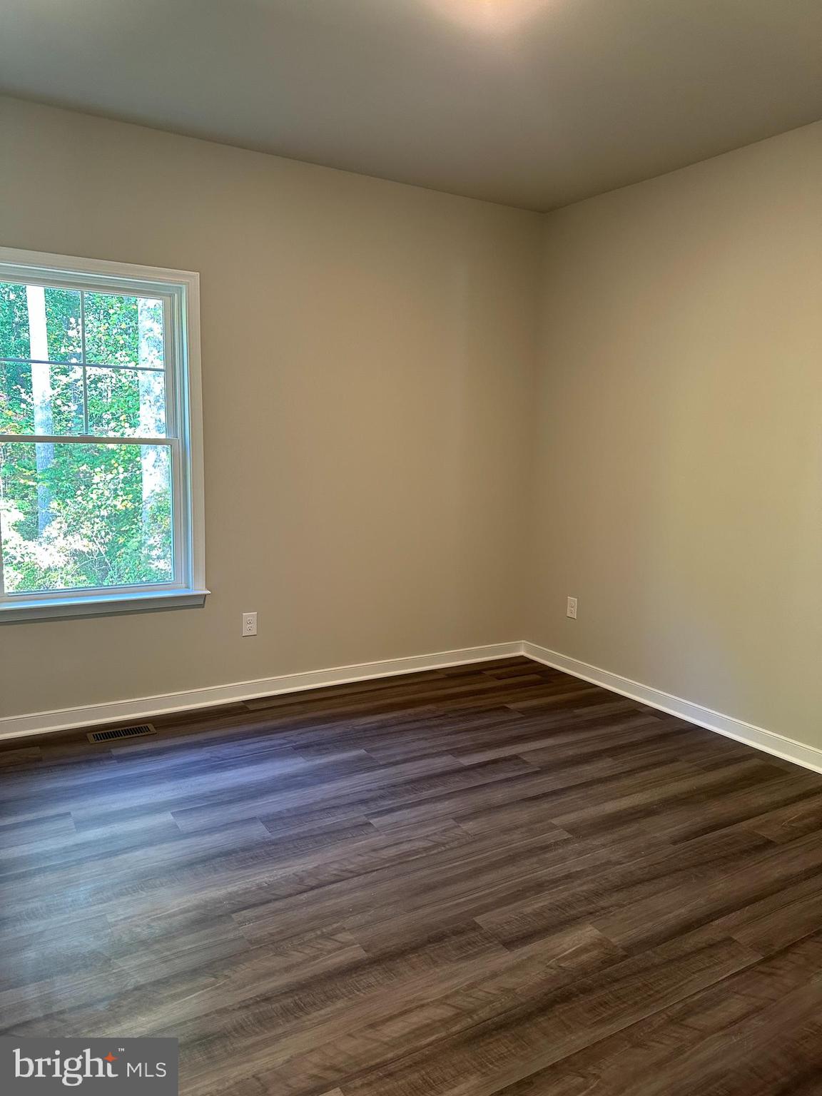 THE WATERS AT LAKE ANNA - Residential Lease