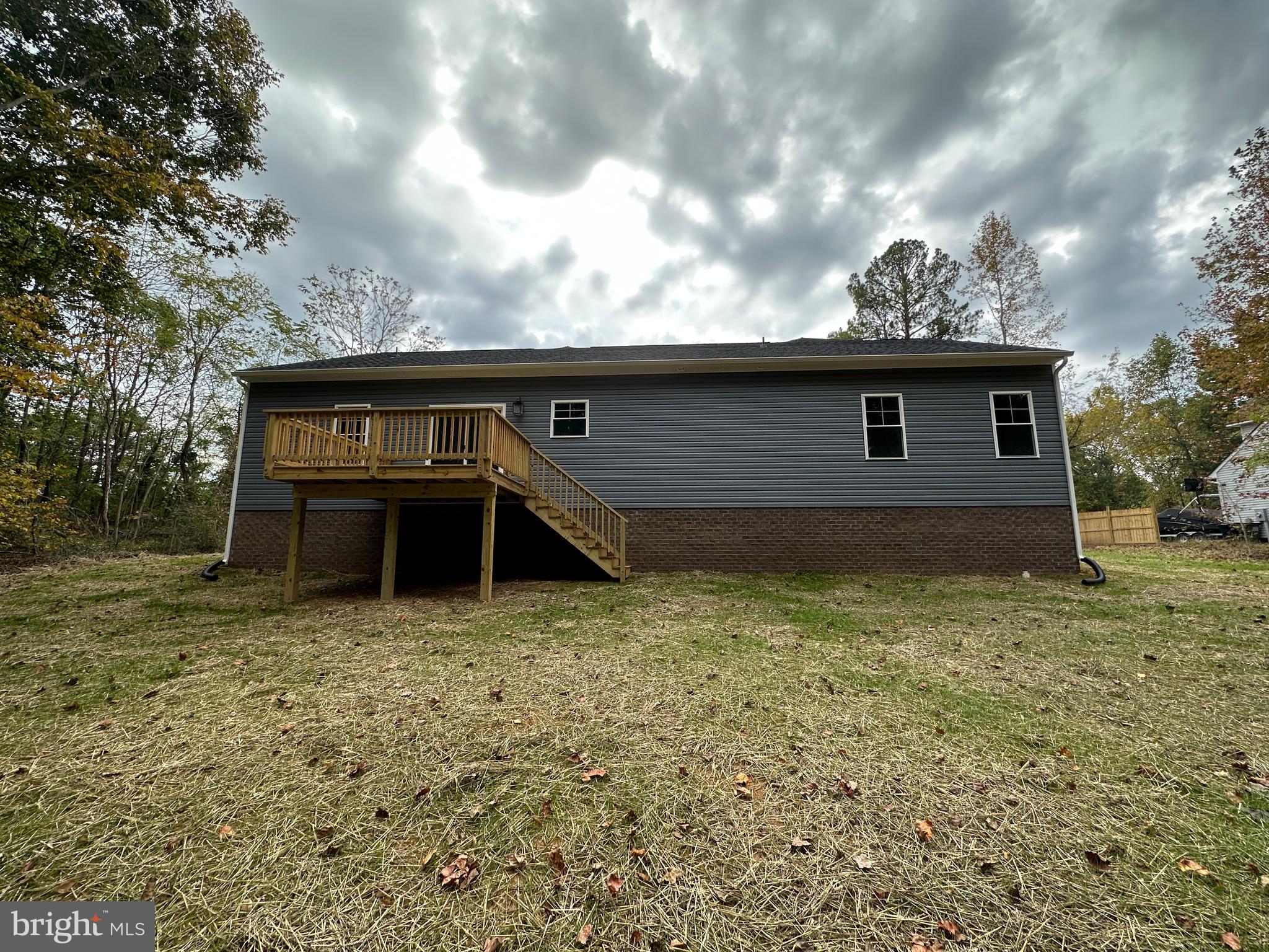 THE WATERS AT LAKE ANNA - Residential Lease