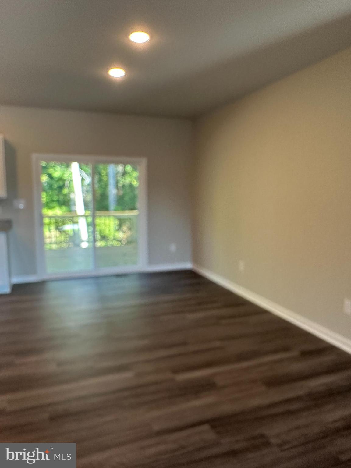 THE WATERS AT LAKE ANNA - Residential Lease