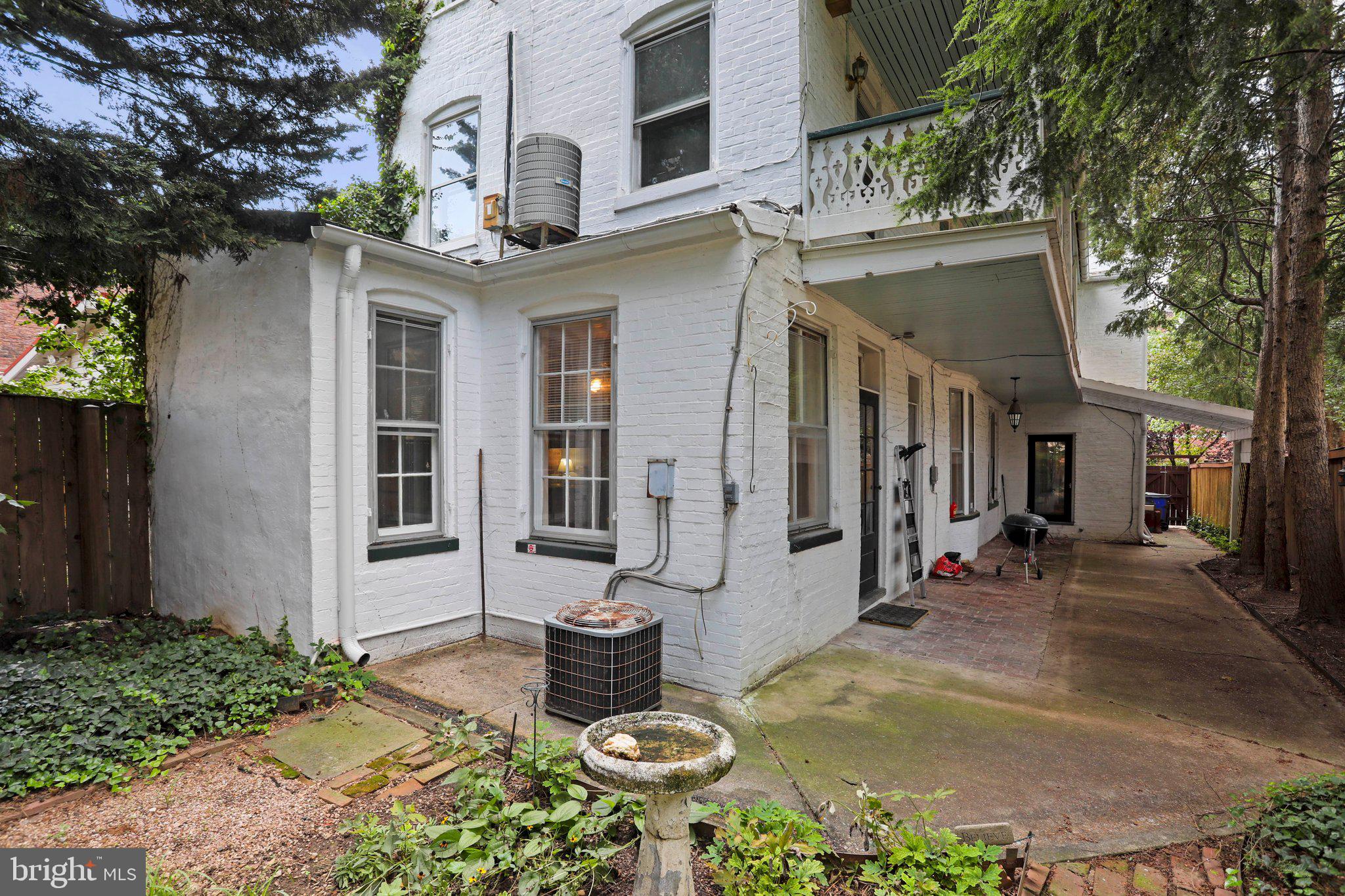 DOWNTOWN FREDERICK - Residential