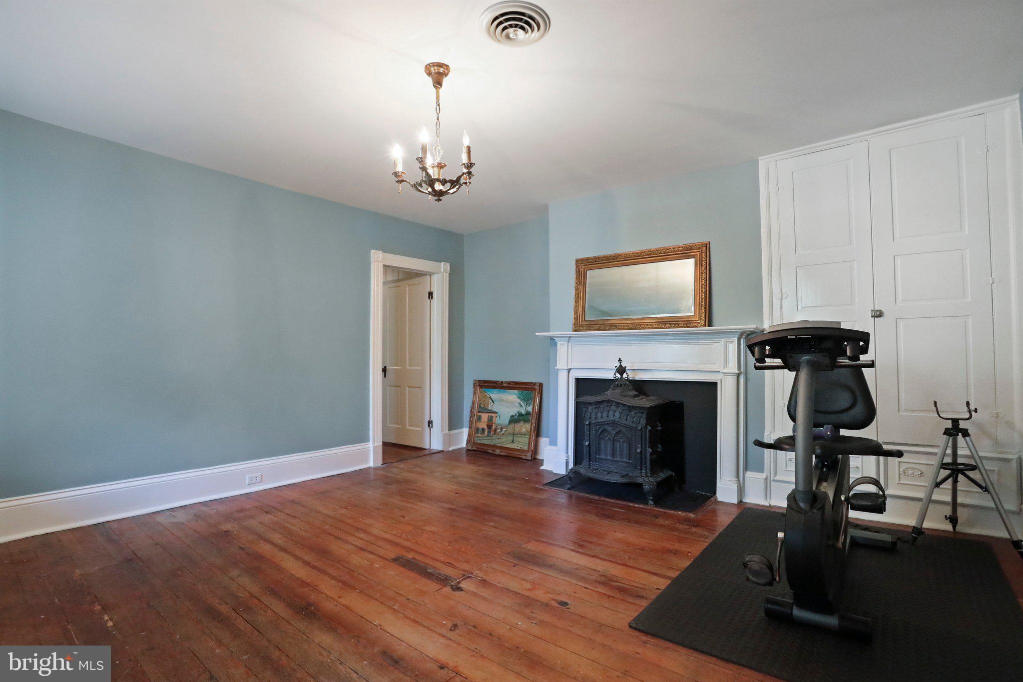 DOWNTOWN FREDERICK - Residential