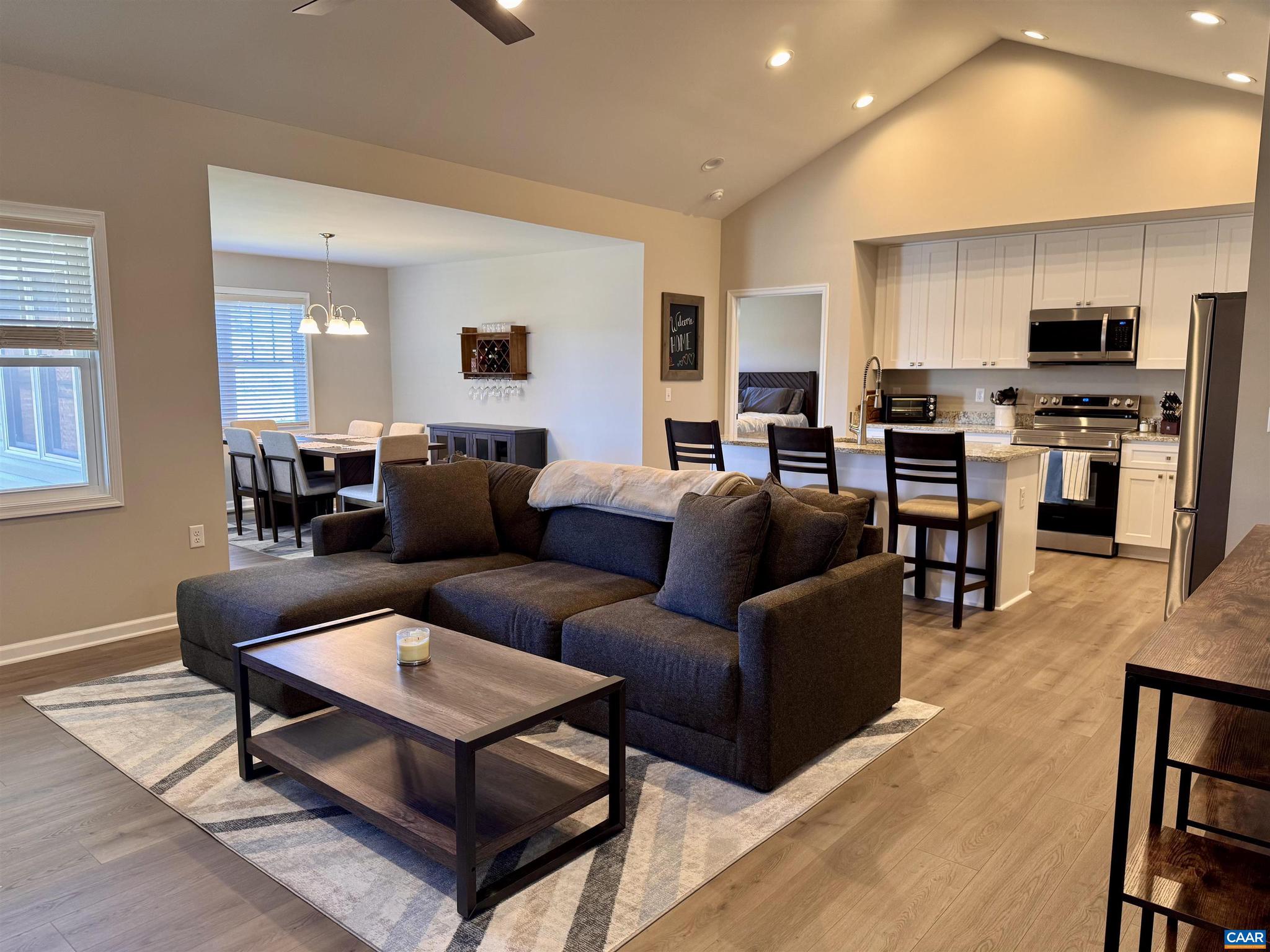 ANA MARIE ESTATES - Residential