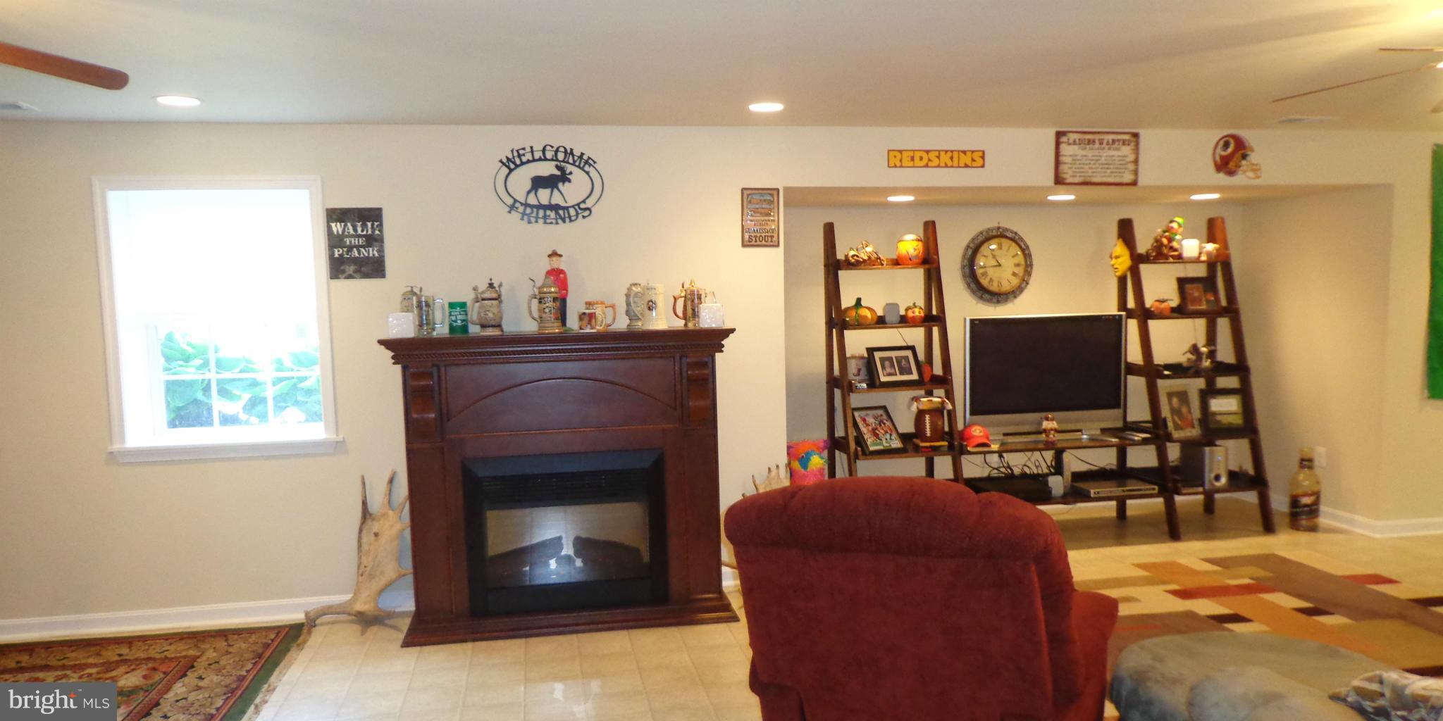 KAVANAUGH MEADS - Residential