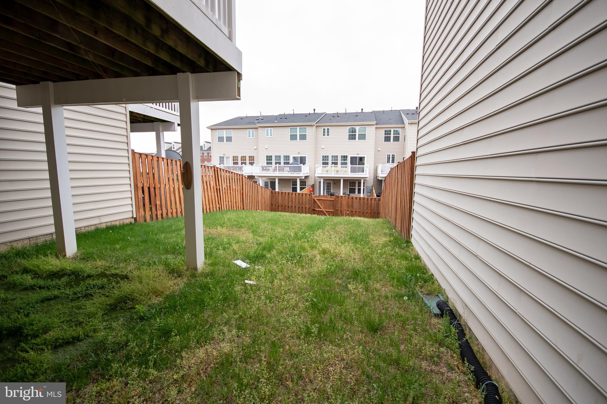 VIRGINIA MANOR TOWNHOMES - Residential Lease