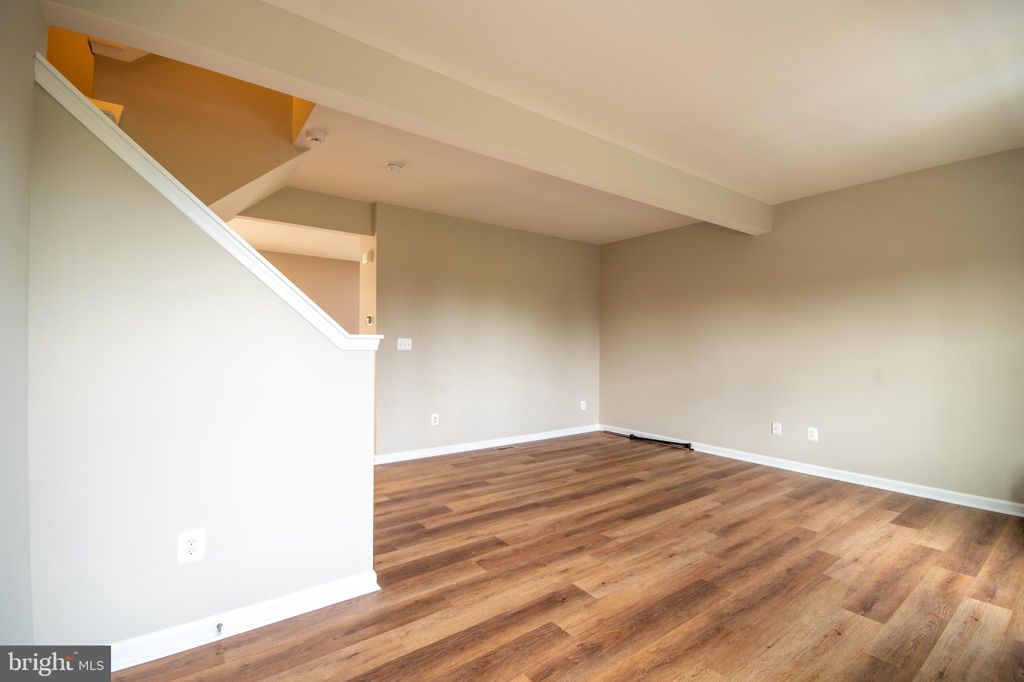 VIRGINIA MANOR TOWNHOMES - Residential Lease