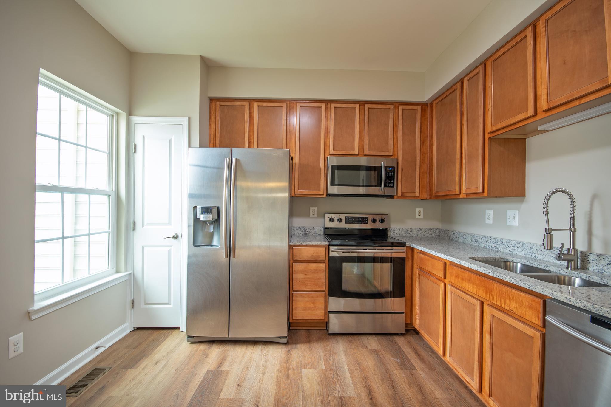 VIRGINIA MANOR TOWNHOMES - Residential Lease