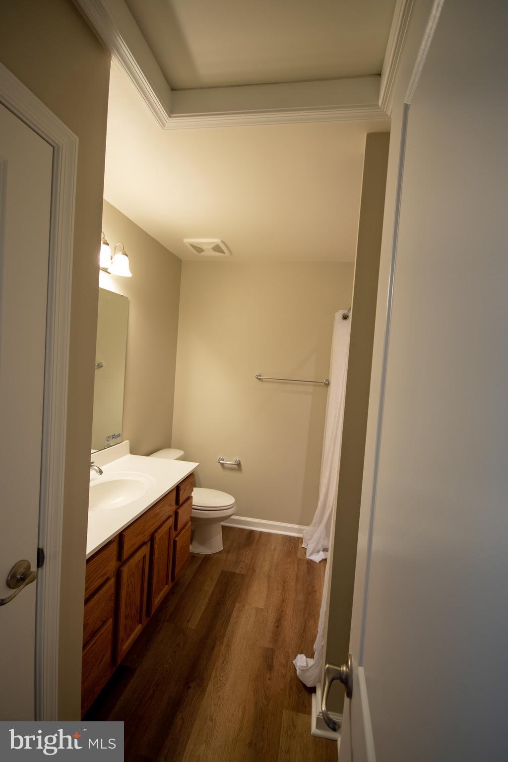 VIRGINIA MANOR TOWNHOMES - Residential Lease