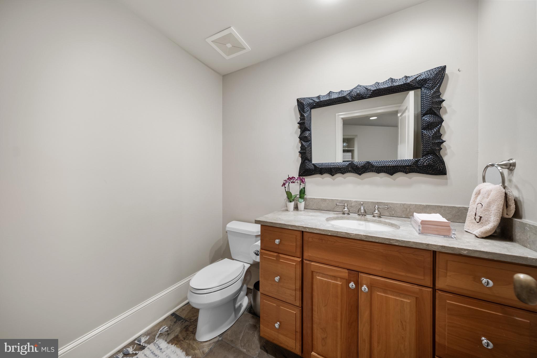 BRADLEY HILLS GROVE - Residential