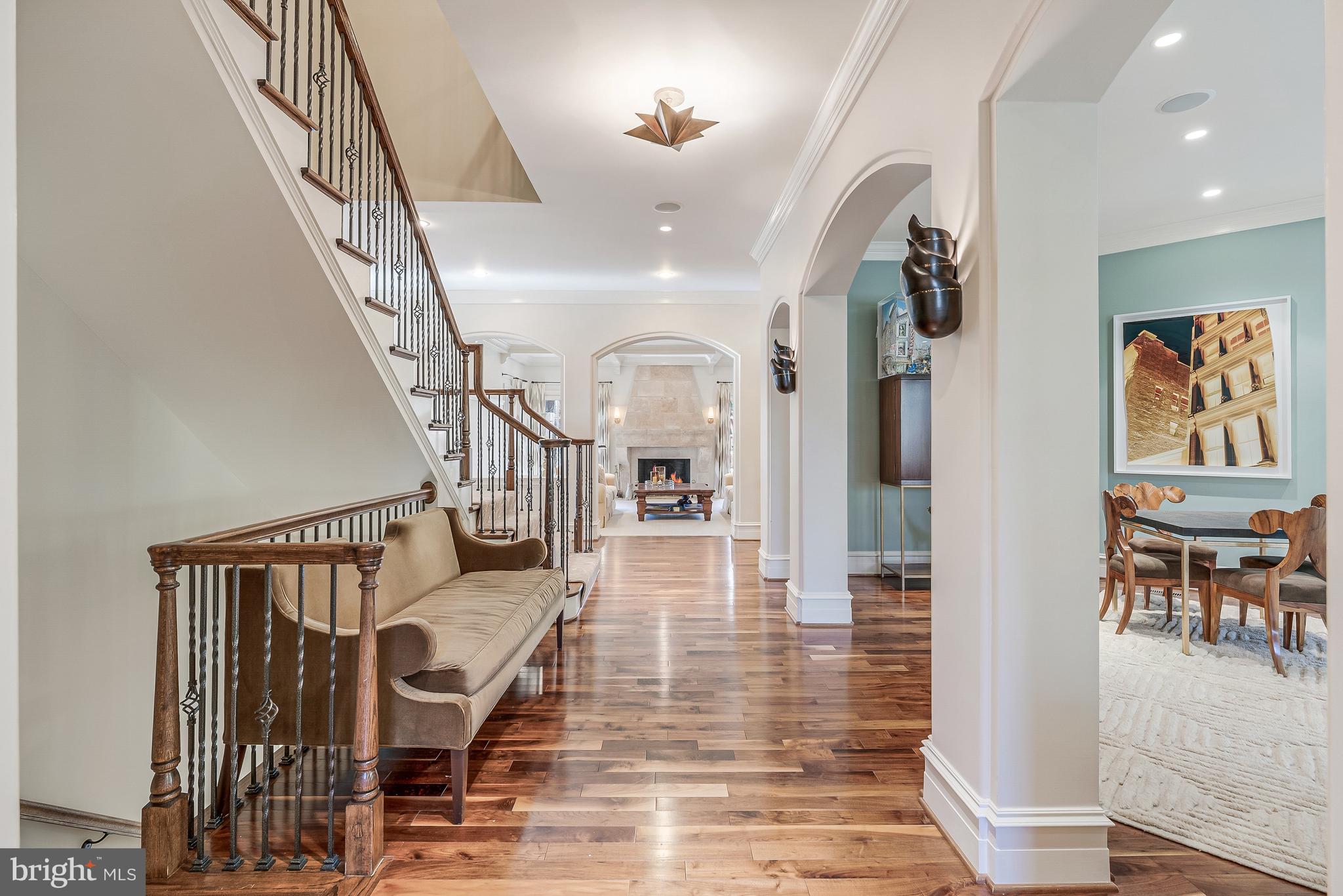 BRADLEY HILLS GROVE - Residential