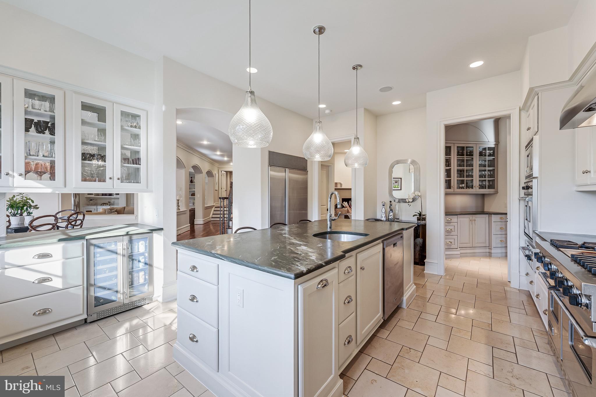 BRADLEY HILLS GROVE - Residential