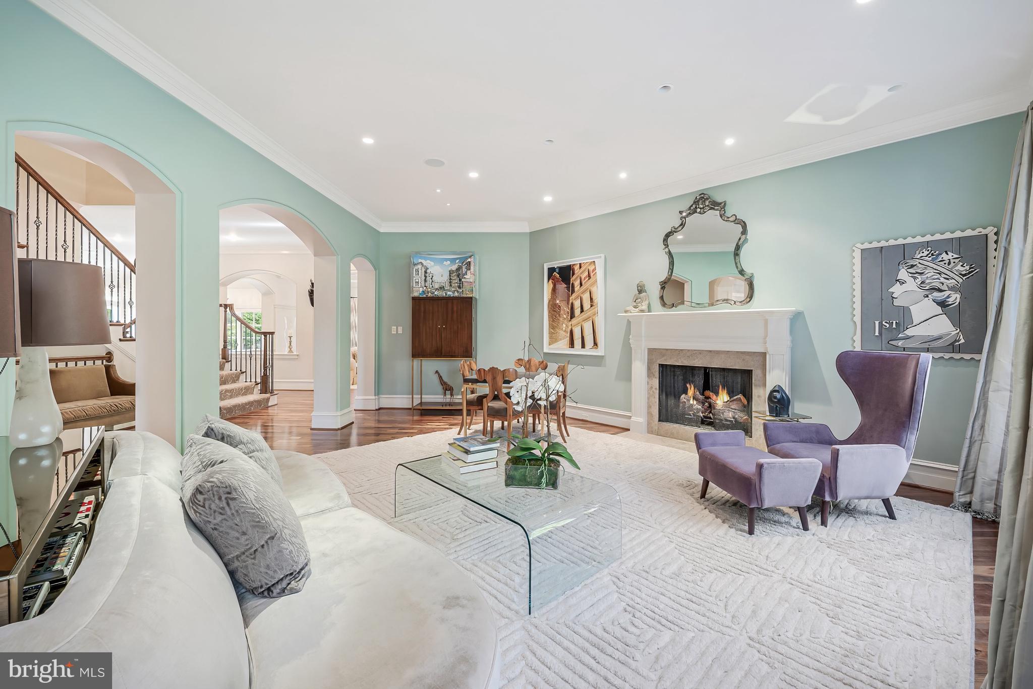 BRADLEY HILLS GROVE - Residential