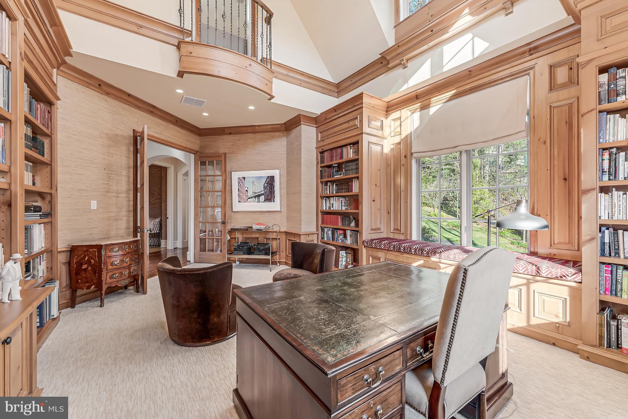 BRADLEY HILLS GROVE - Residential