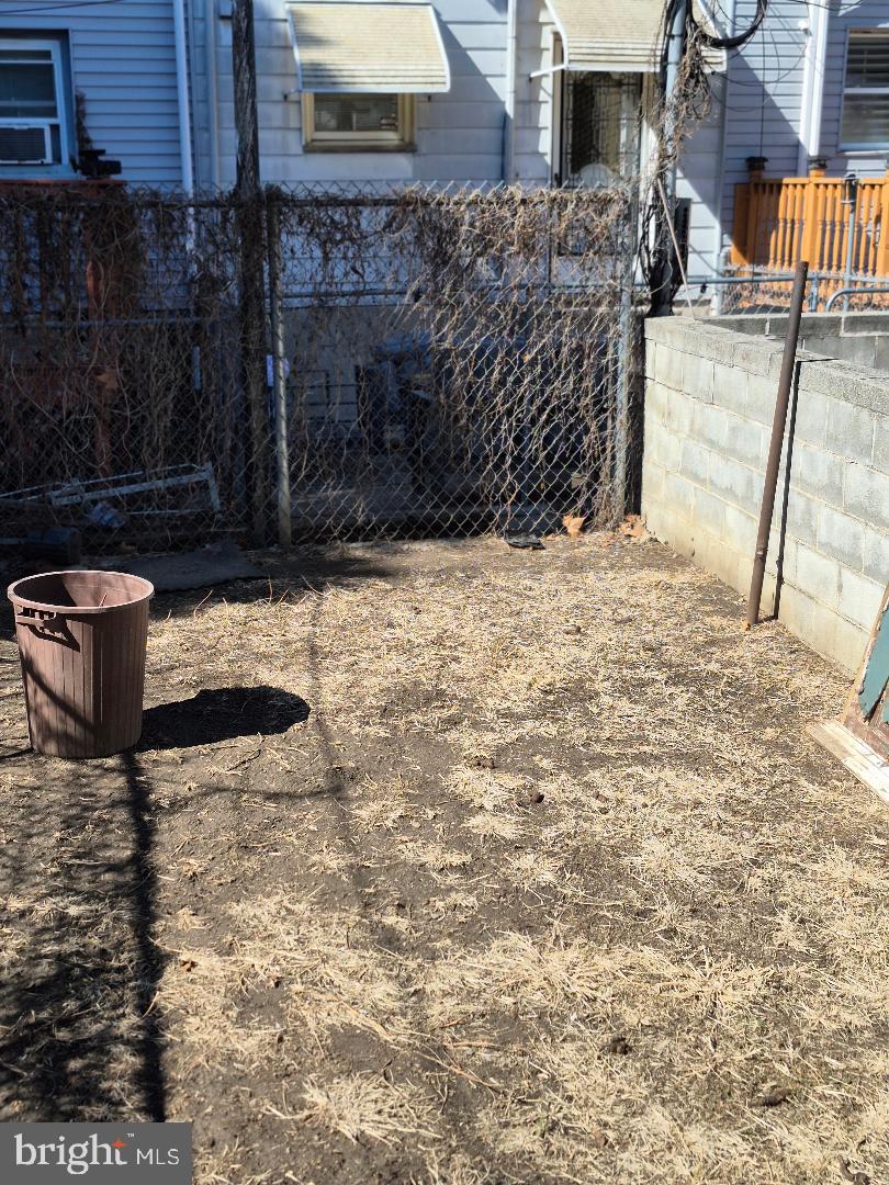 PHILADELPHIA (SOUTH) - Residential