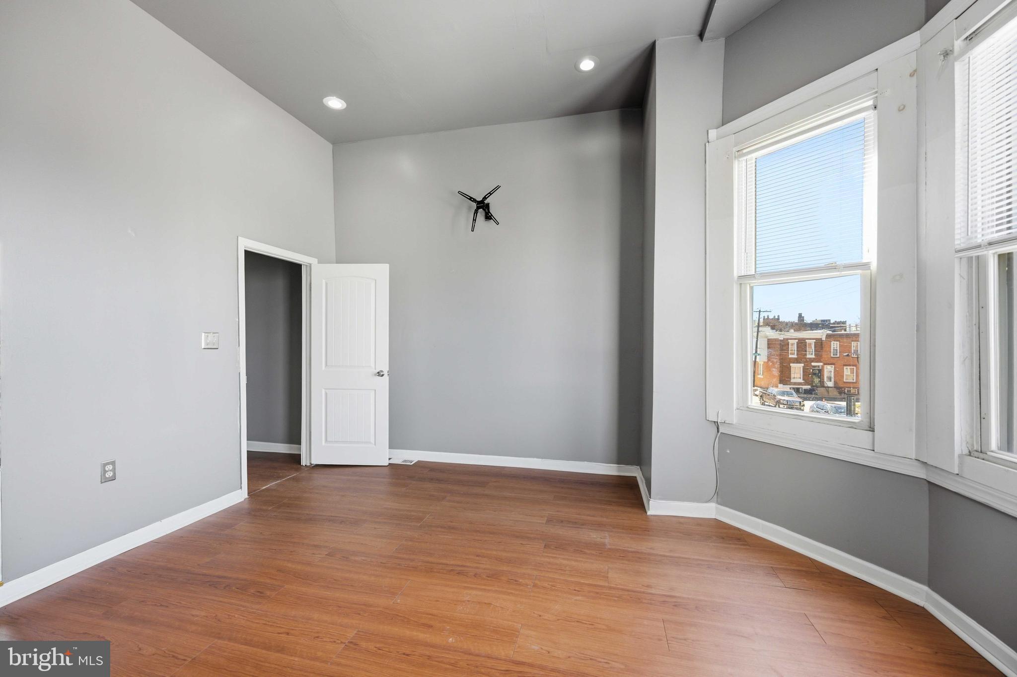 ALLEGHENY WEST - Residential