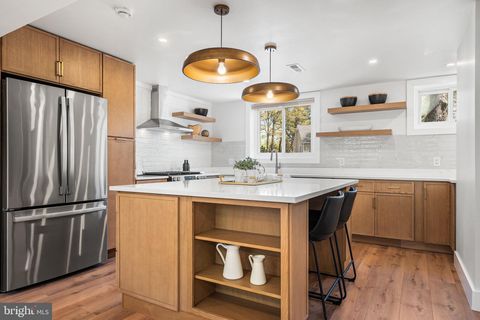 8508 CROWLEY PLACE ALEXANDRIA VA 22308