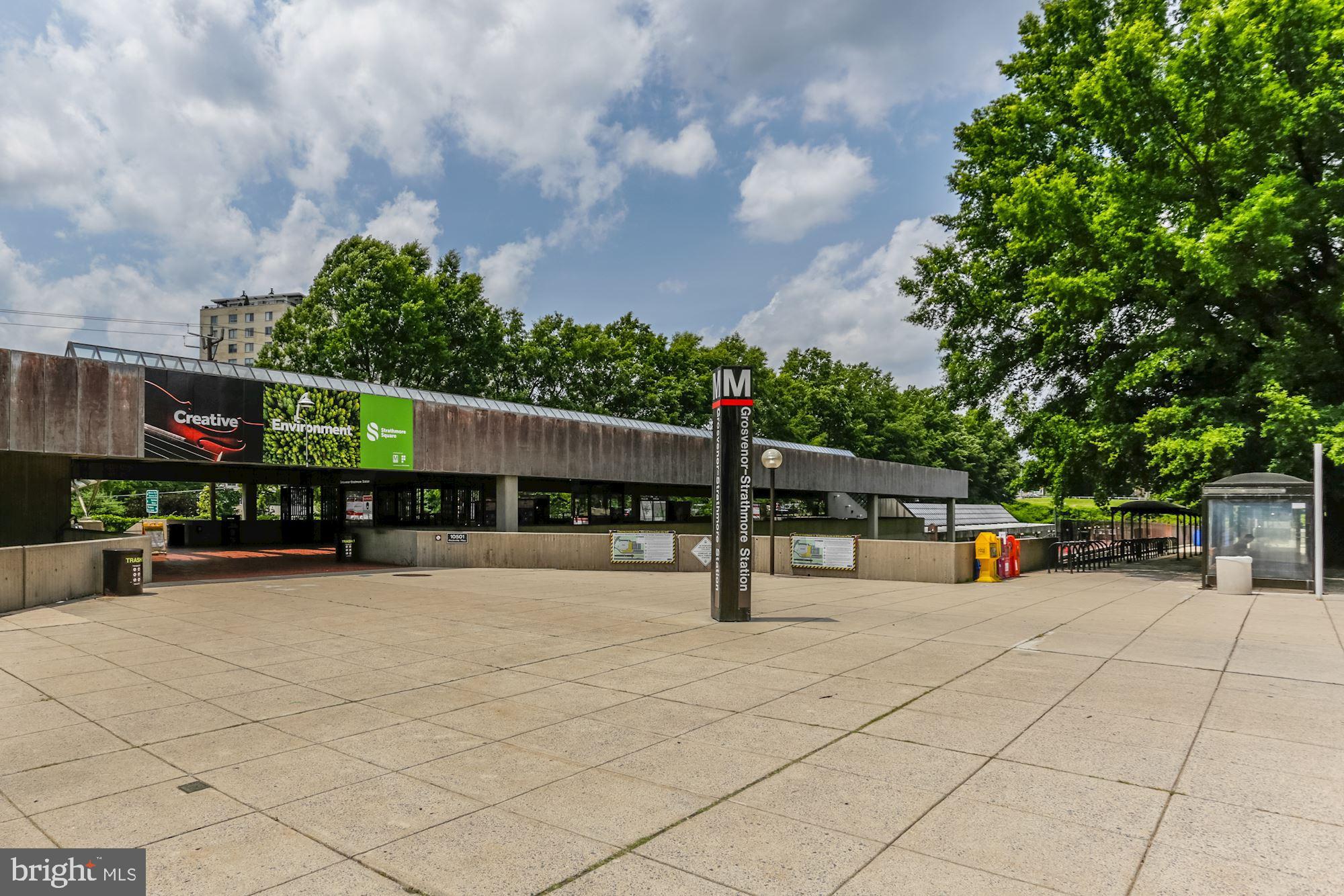 PARKSIDE CONDOMINIUMS - Residential