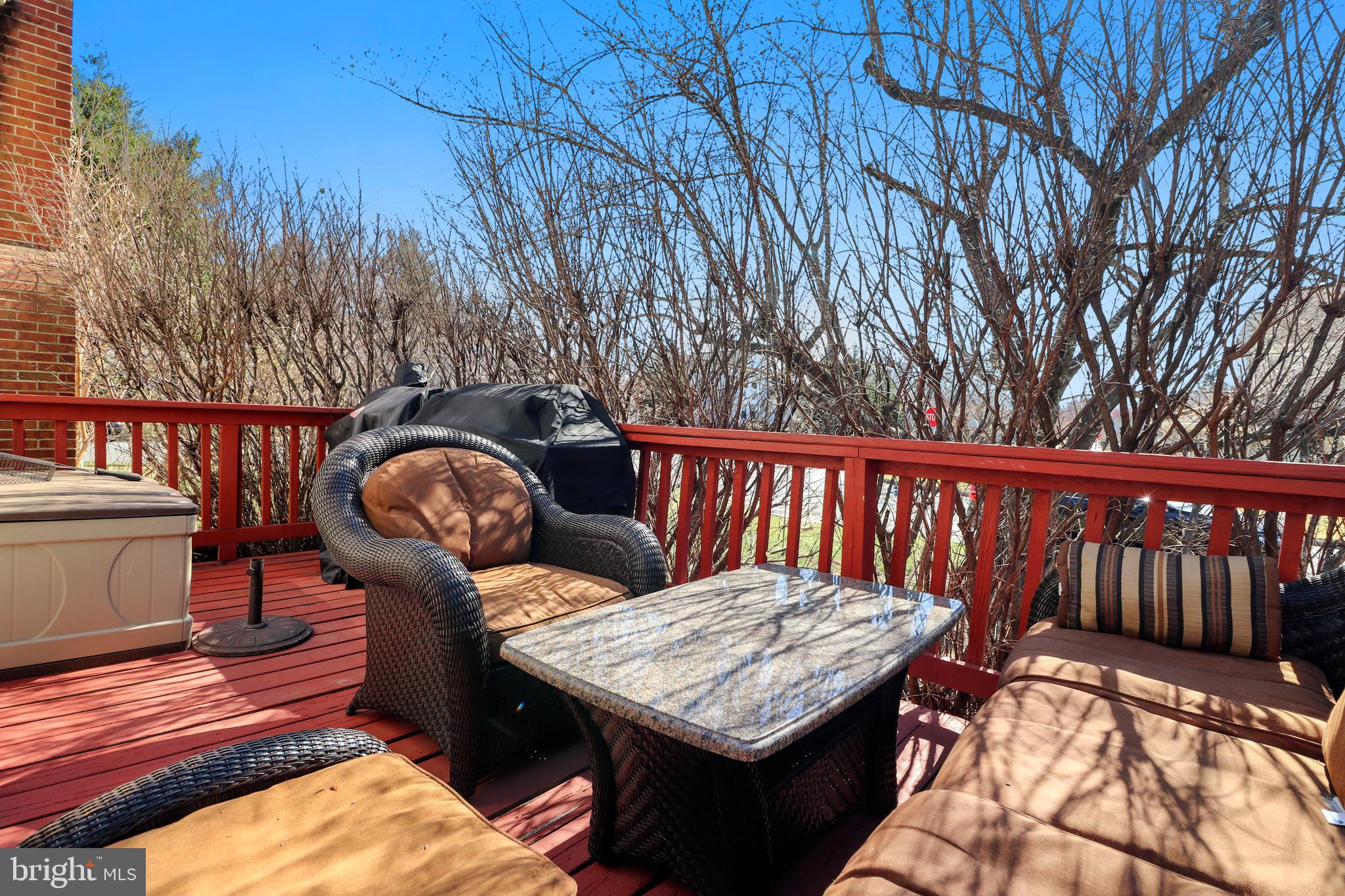 FRANKLIN FARM - Residential