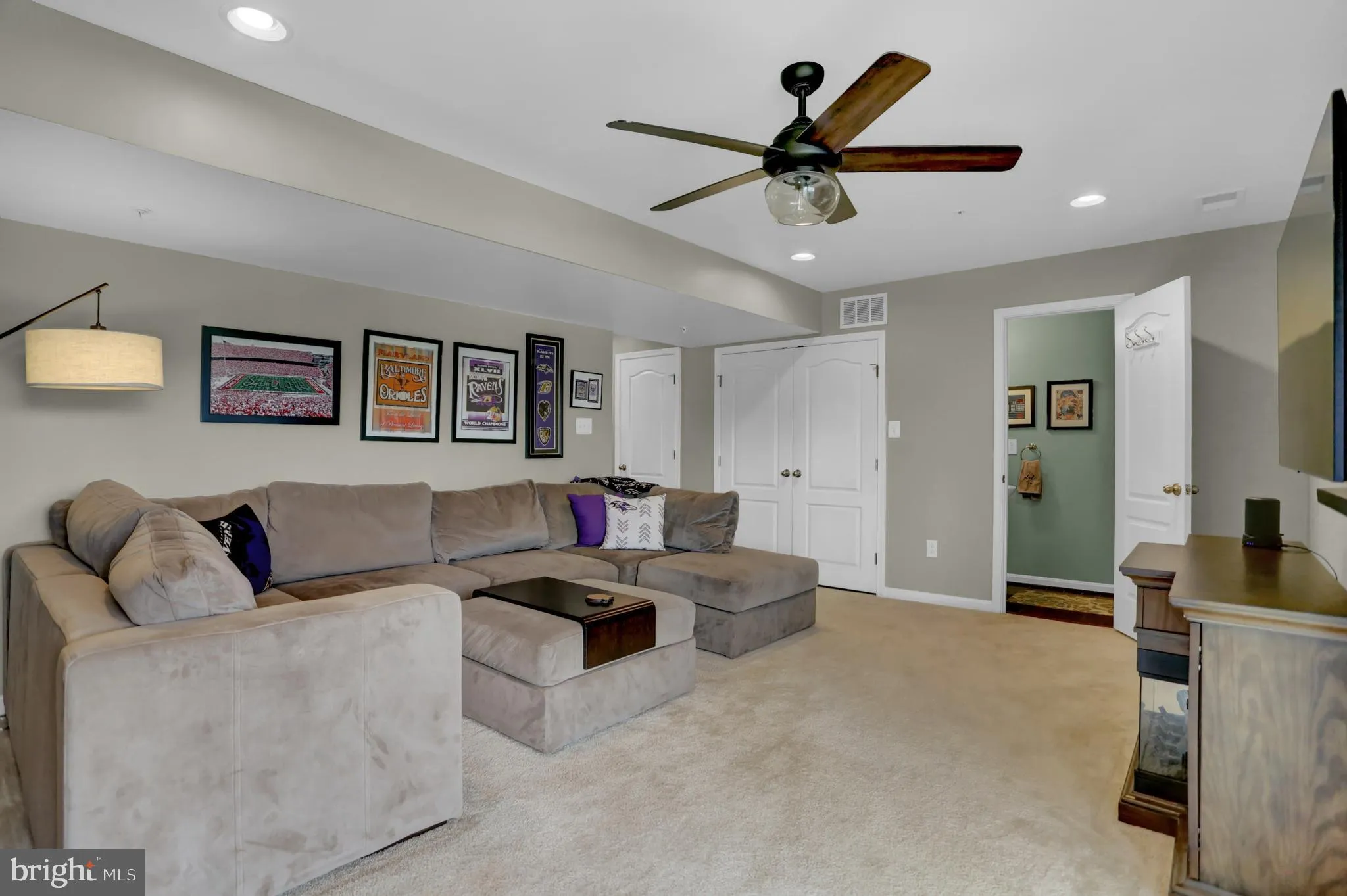 Essex, Maryland 21221, United States, 3 Bedrooms Bedrooms, ,4 BathroomsBathrooms,Residential,Coming Soon,170385