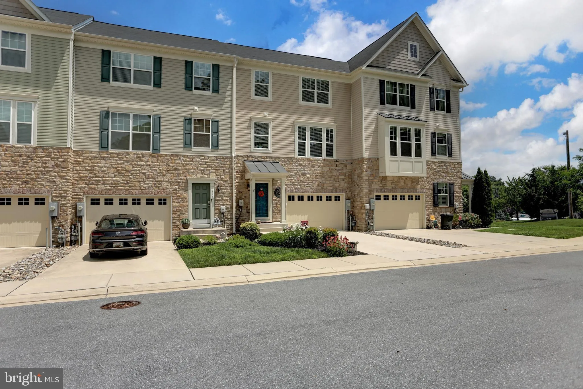 Essex, Maryland 21221, United States, 3 Bedrooms Bedrooms, ,4 BathroomsBathrooms,Residential,Coming Soon,170385