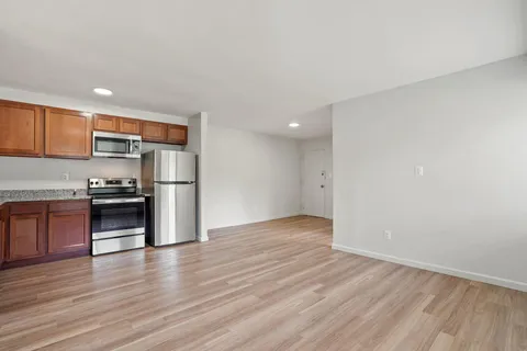 MLS: DCDC2269926