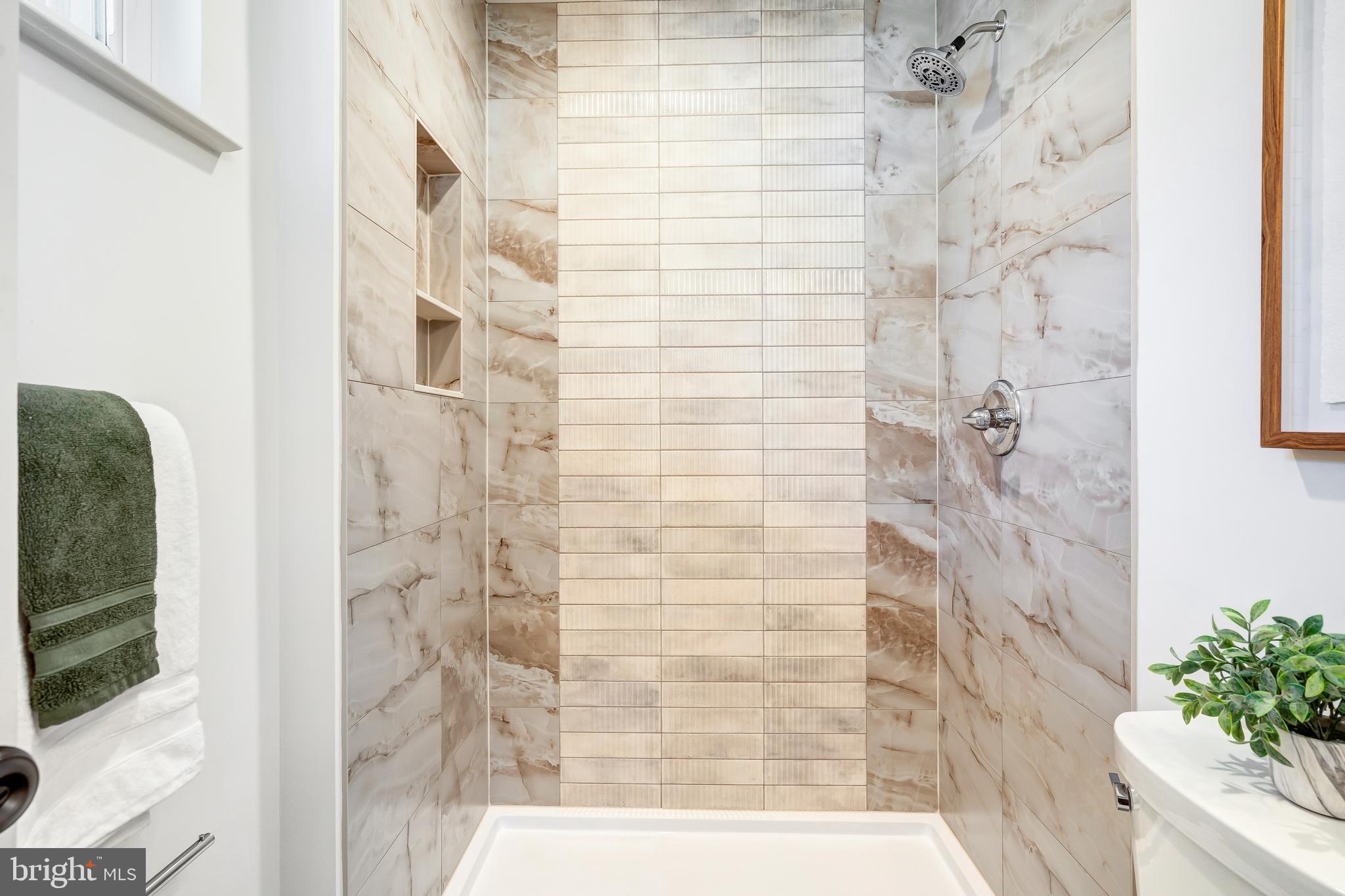 KINGS PARK WEST - Residential