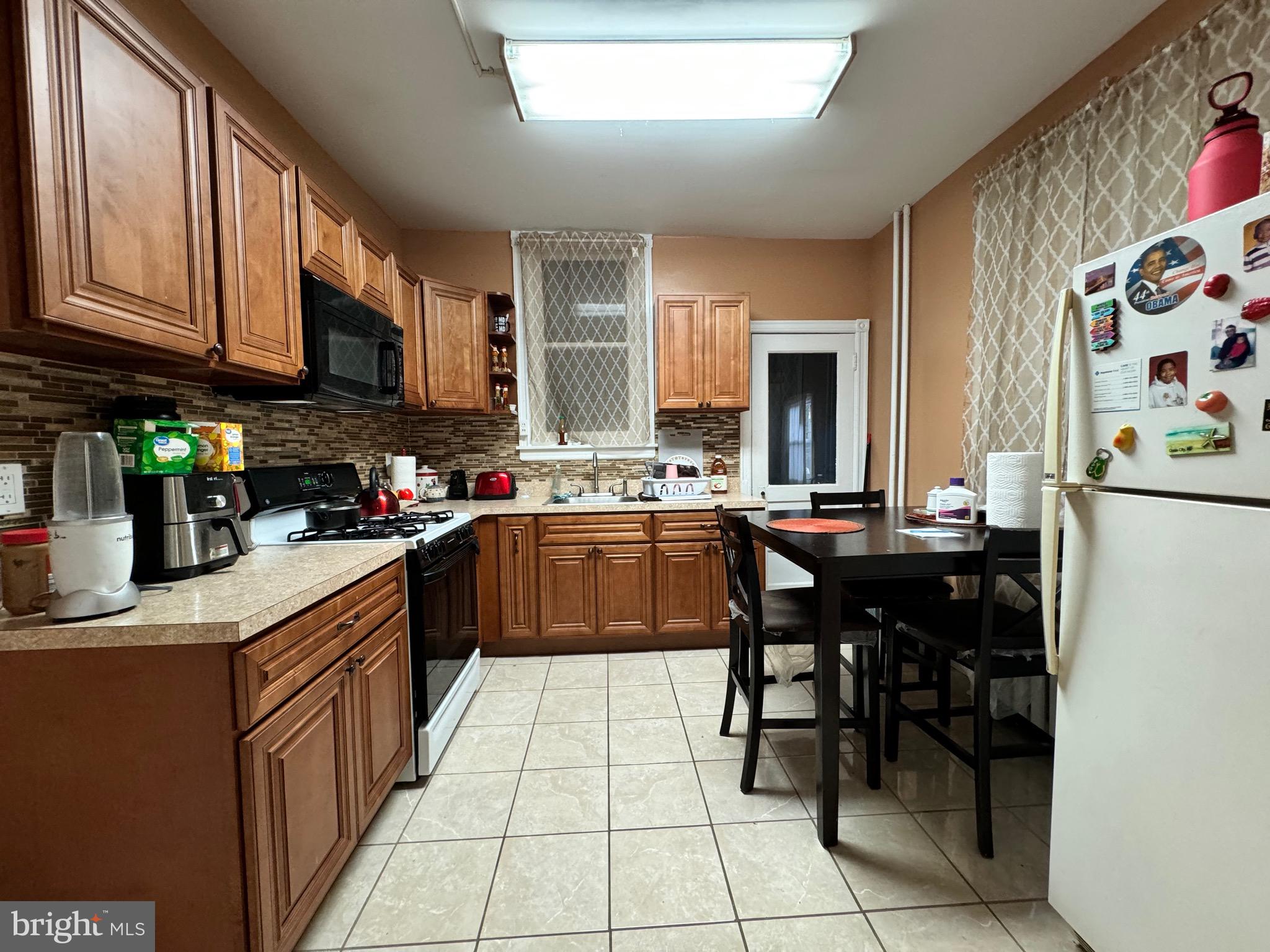 LOGAN - Residential
