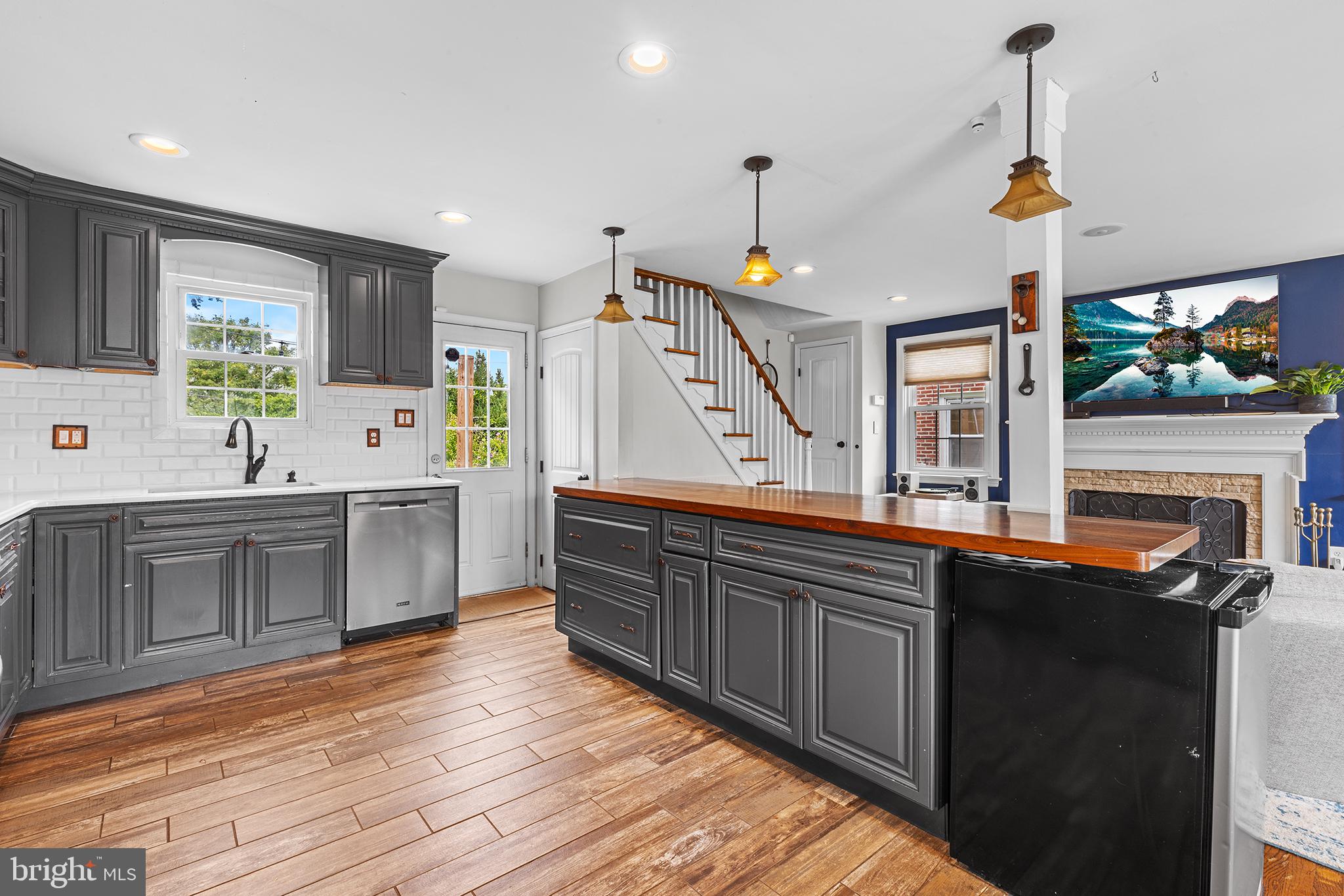 WESTGATE HILLS - Residential