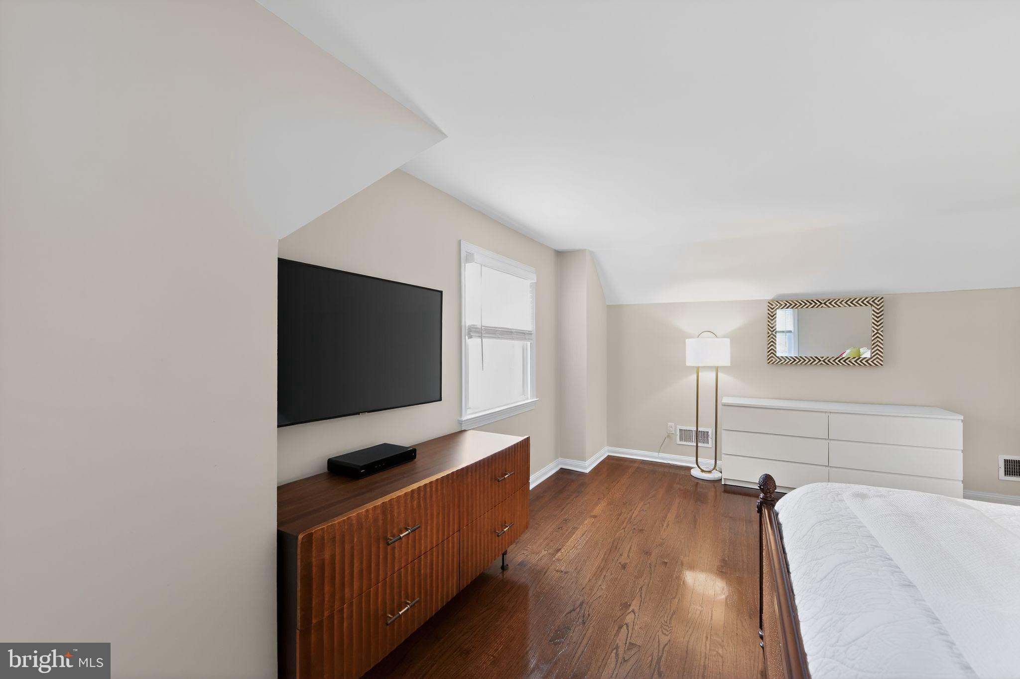 DEEPDALE - Residential