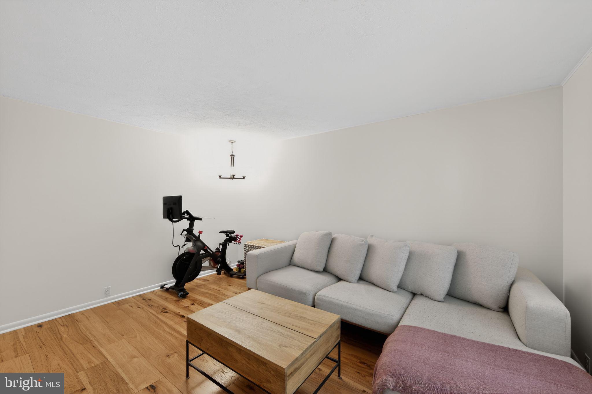 DEEPDALE - Residential